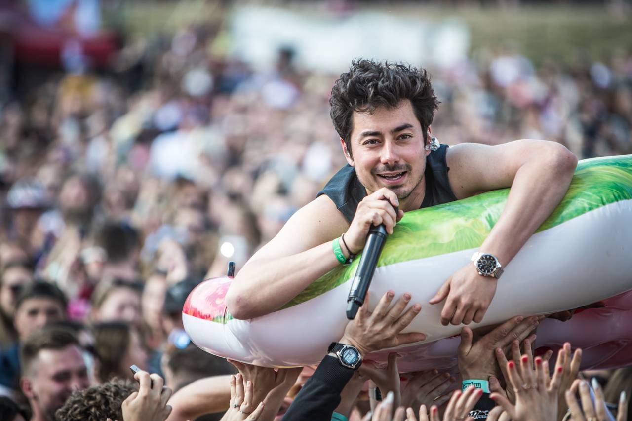 Překvapení Plzeňského Majálesu? King Lost alias Marek Ztracený. Po Benu Cristovaovi létaly podprsenky, vystoupili i Rybičky 48 či Divokej Bill