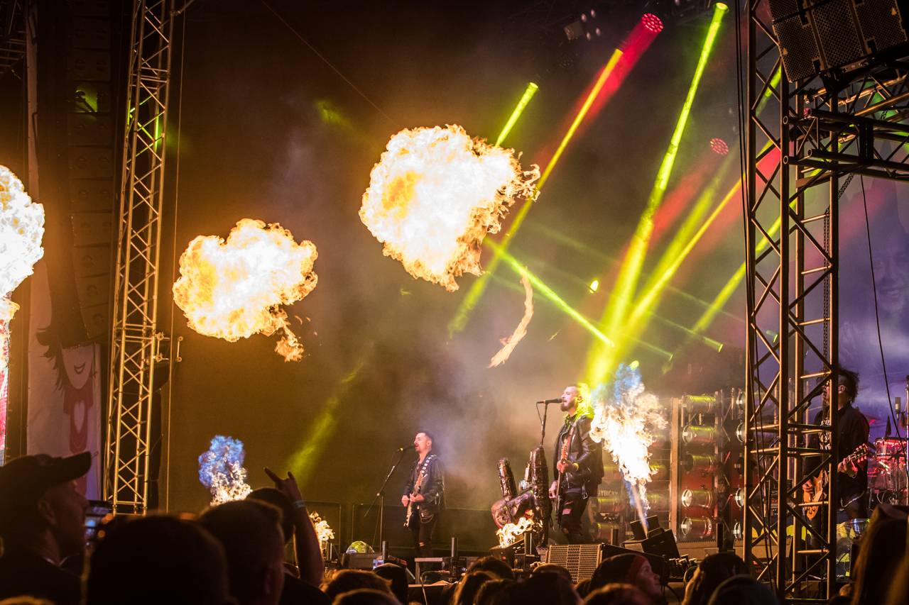 Překvapení Plzeňského Majálesu? King Lost alias Marek Ztracený. Po Benu Cristovaovi létaly podprsenky, vystoupili i Rybičky 48 či Divokej Bill