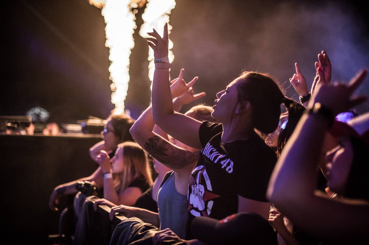 Překvapení Plzeňského Majálesu? King Lost alias Marek Ztracený. Po Benu Cristovaovi létaly podprsenky, vystoupili i Rybičky 48 či Divokej Bill