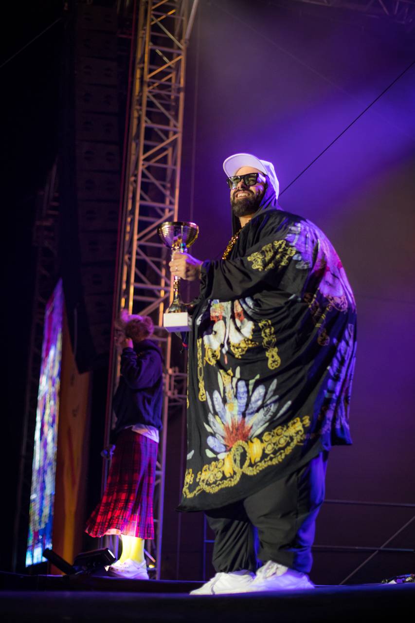 Překvapení Plzeňského Majálesu? King Lost alias Marek Ztracený. Po Benu Cristovaovi létaly podprsenky, vystoupili i Rybičky 48 či Divokej Bill