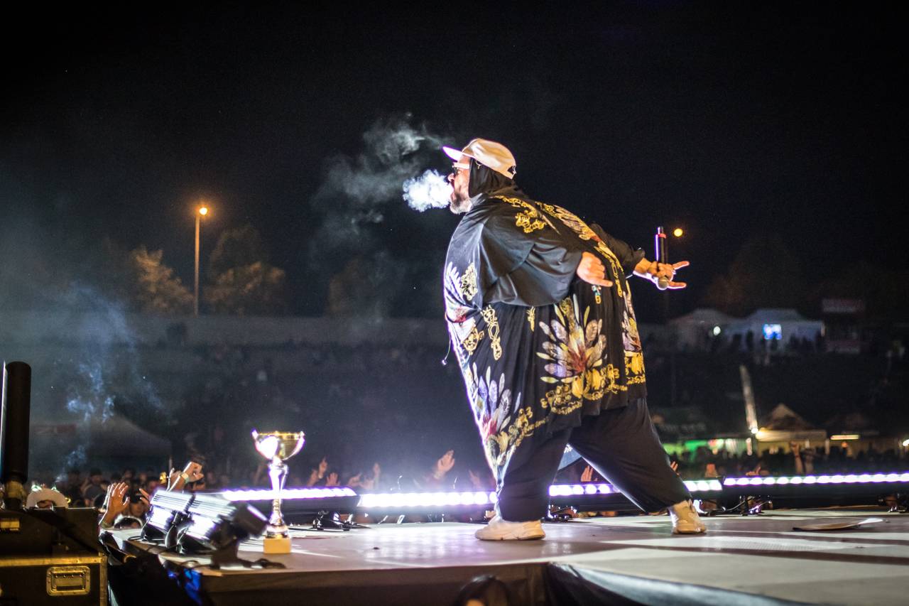 Překvapení Plzeňského Majálesu? King Lost alias Marek Ztracený. Po Benu Cristovaovi létaly podprsenky, vystoupili i Rybičky 48 či Divokej Bill