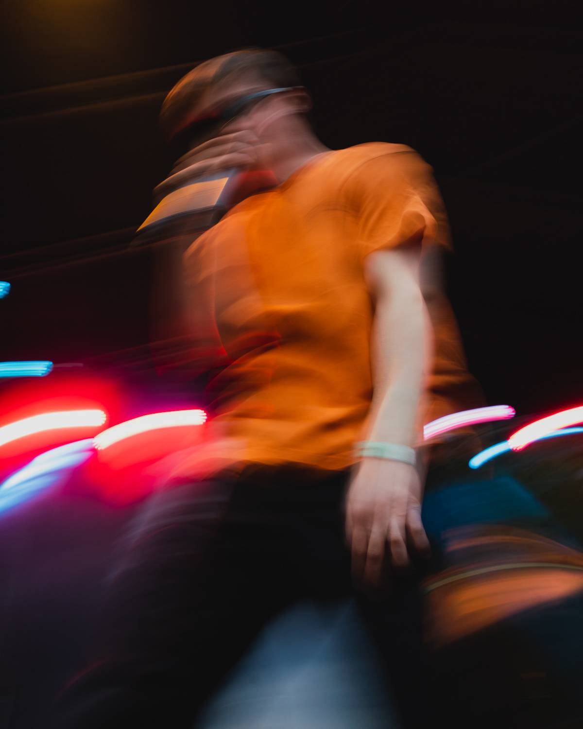 Čistá syrovost a nával energie. Do Česka dorazil rapper Denzel Curry