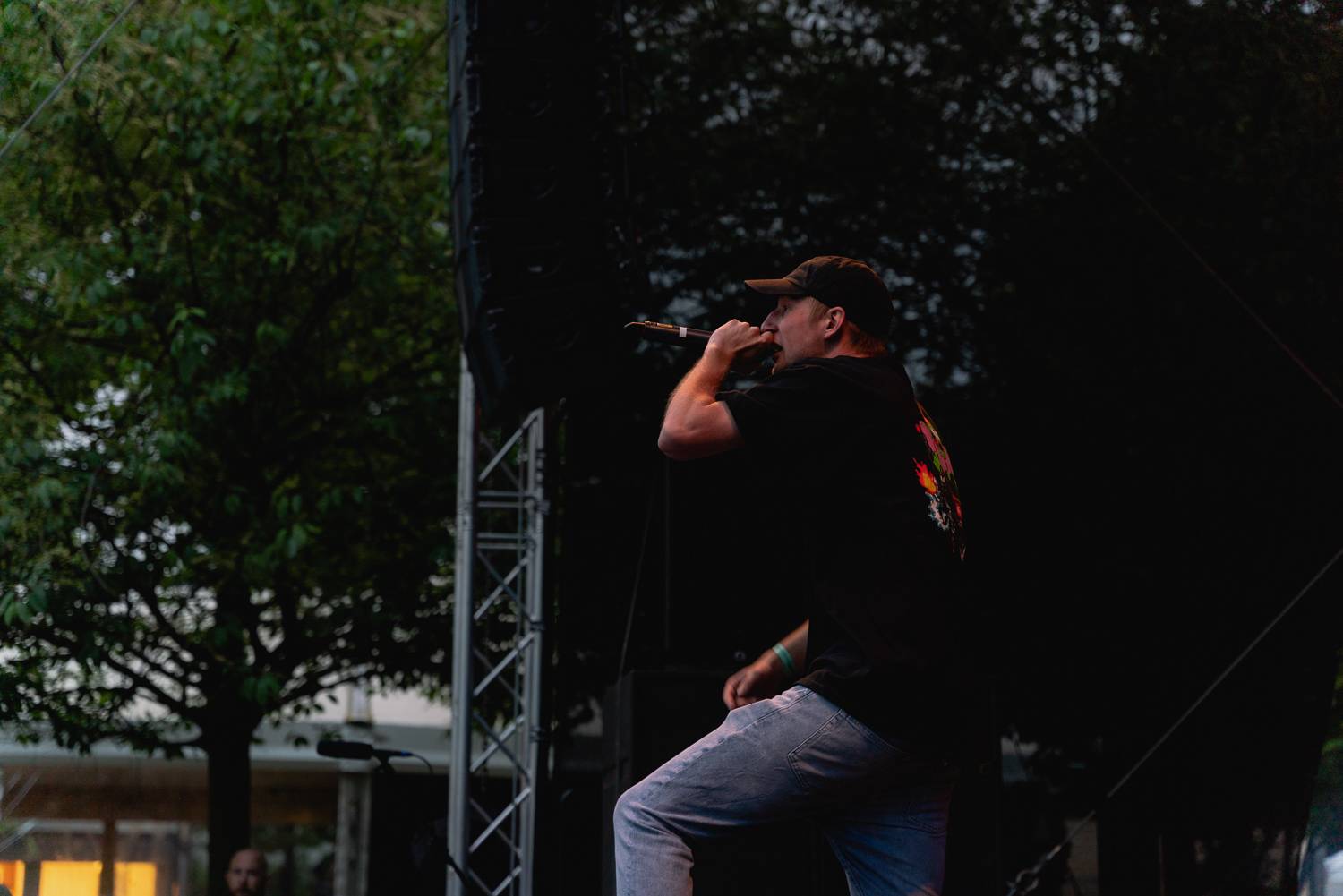 Čistá syrovost a nával energie. Do Česka dorazil rapper Denzel Curry