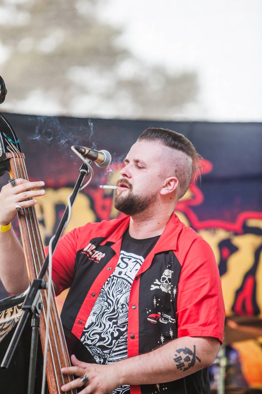 Prudká bouře, ale i salva veselí a rokenrolu. Třem-Fest přivezl do Plzně Tomáše Kluse, Hentai Corporation či The Fialky