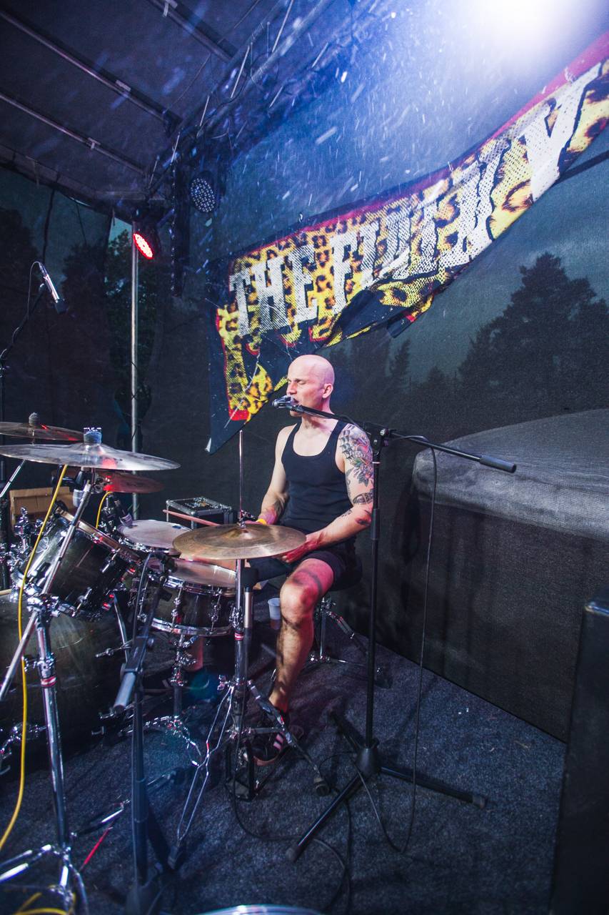 Prudká bouře, ale i salva veselí a rokenrolu. Třem-Fest přivezl do Plzně Tomáše Kluse, Hentai Corporation či The Fialky