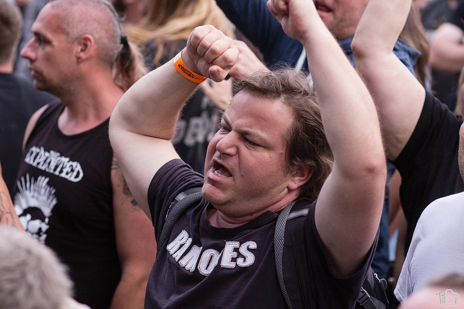 Tři sestry pokřtily nové LP. K narozeninám jim popřáli Doctor P. P., E!E či Zputnik