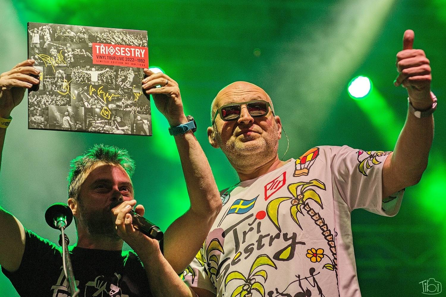 Tři sestry pokřtily nové LP. K narozeninám jim popřáli Doctor P. P., E!E či Zputnik