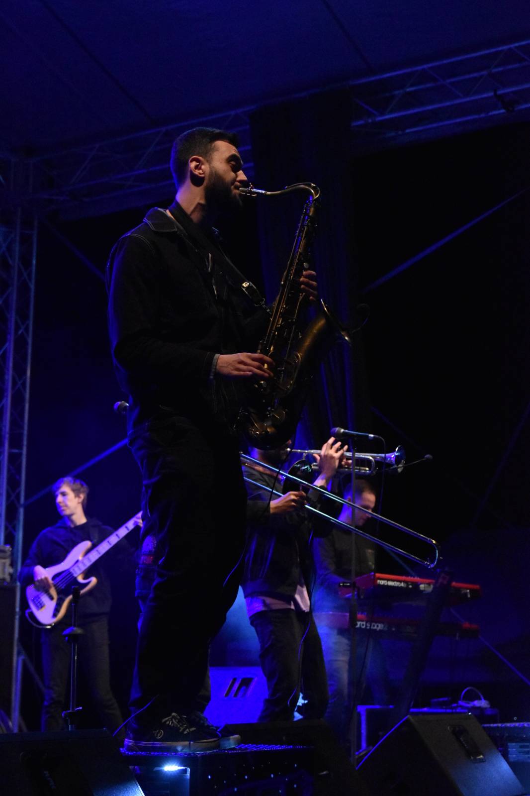 Na Oseku panovala pohoda. Pepa Vojtek vystoupil s Inflagranti, Fast Food Orchestra si přivezli Poslední joint a fiXa navnadila na Kusy radosti  