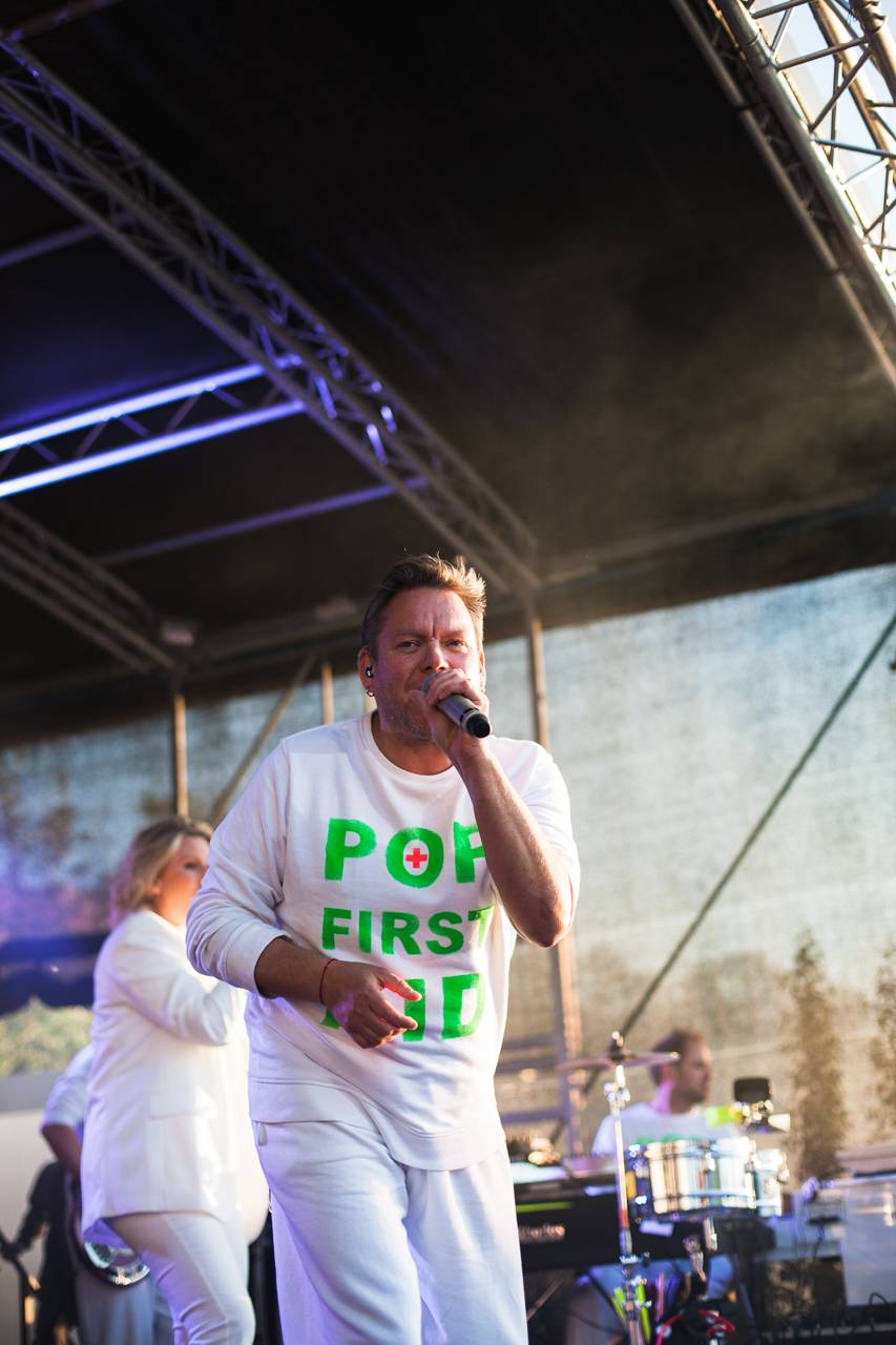 Monkey Business v Plzni chválili pivo a vyzvali Vémolu na souboj