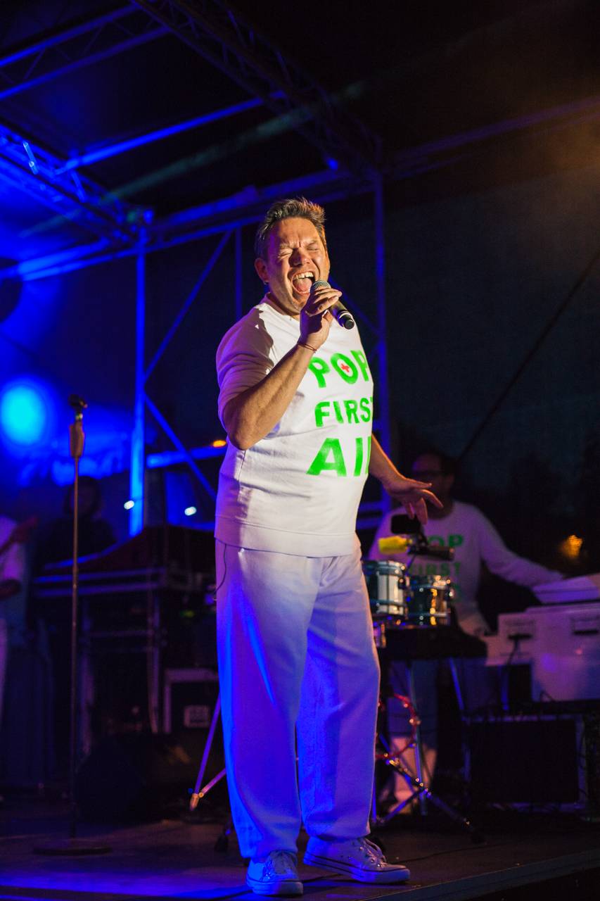 Monkey Business v Plzni chválili pivo a vyzvali Vémolu na souboj