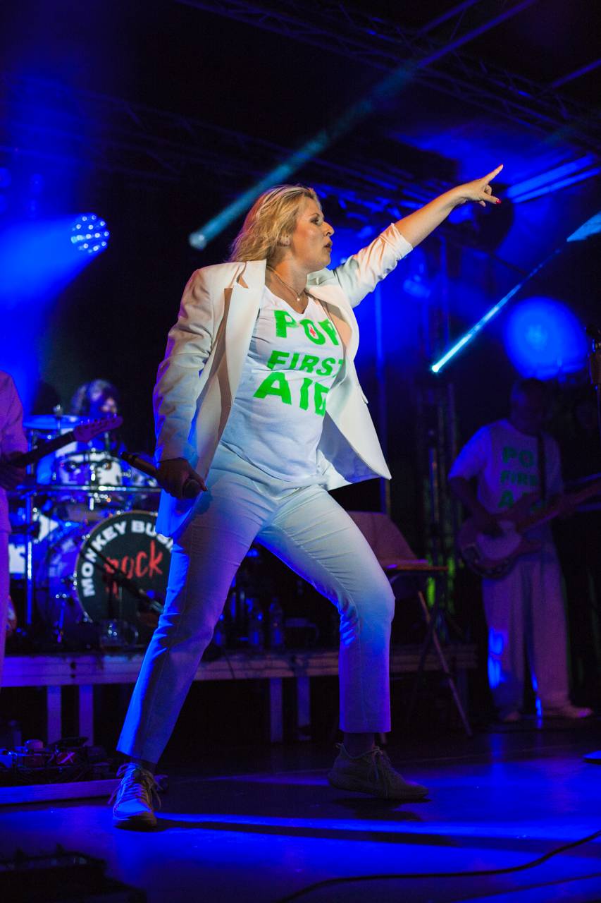 Monkey Business v Plzni chválili pivo a vyzvali Vémolu na souboj