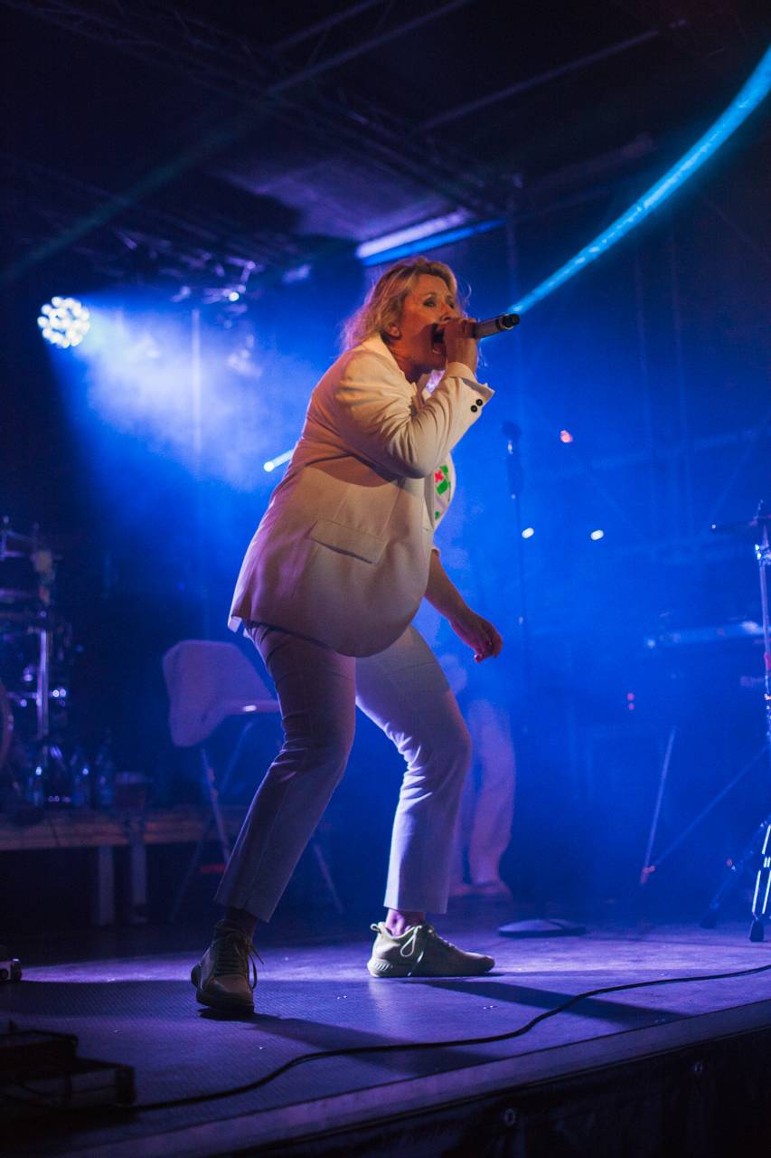 Monkey Business v Plzni chválili pivo a vyzvali Vémolu na souboj