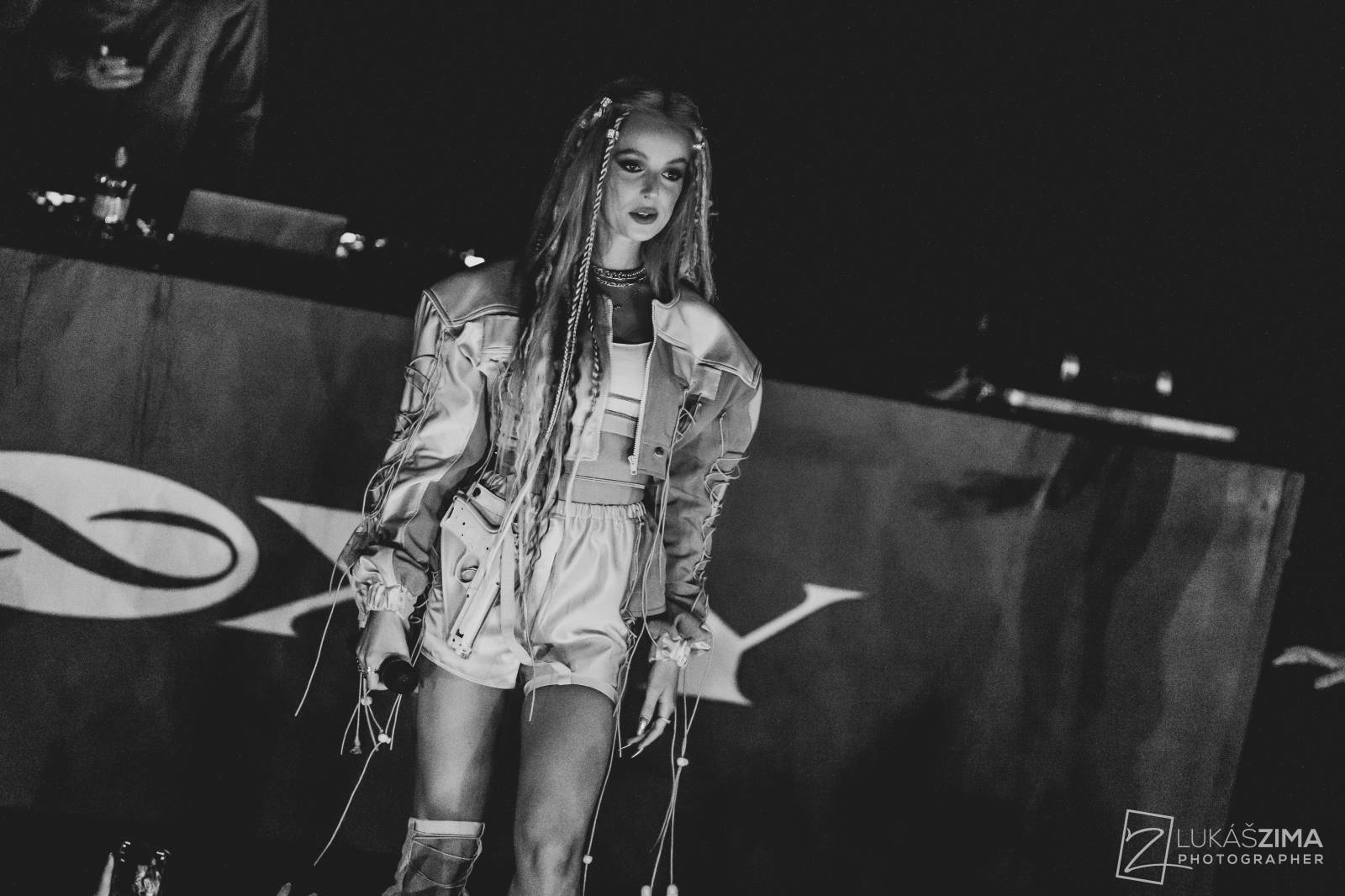 Sima pokřtila v Praze svá nejnovější alba, kmotry si vybrala mezi fanoušky