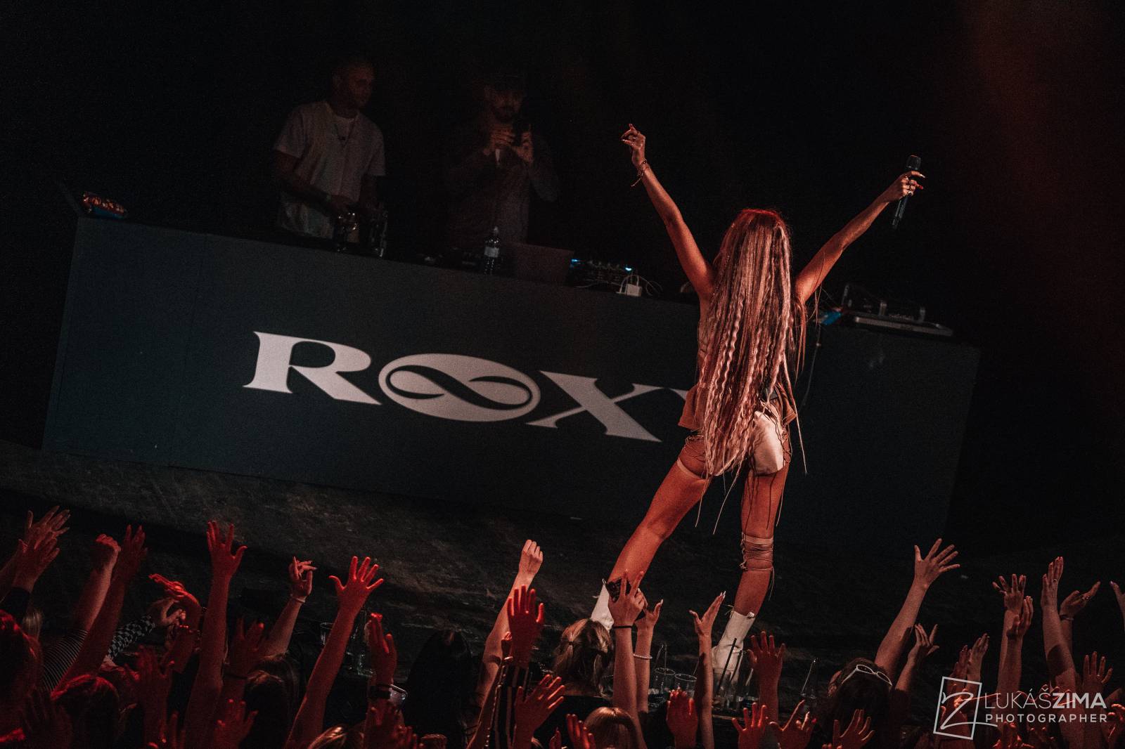 Sima pokřtila v Praze svá nejnovější alba, kmotry si vybrala mezi fanoušky