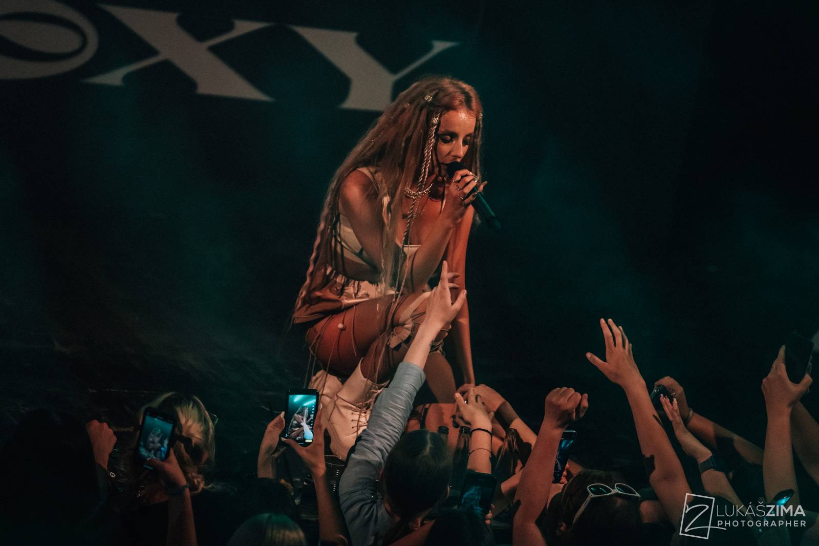 Sima pokřtila v Praze svá nejnovější alba, kmotry si vybrala mezi fanoušky