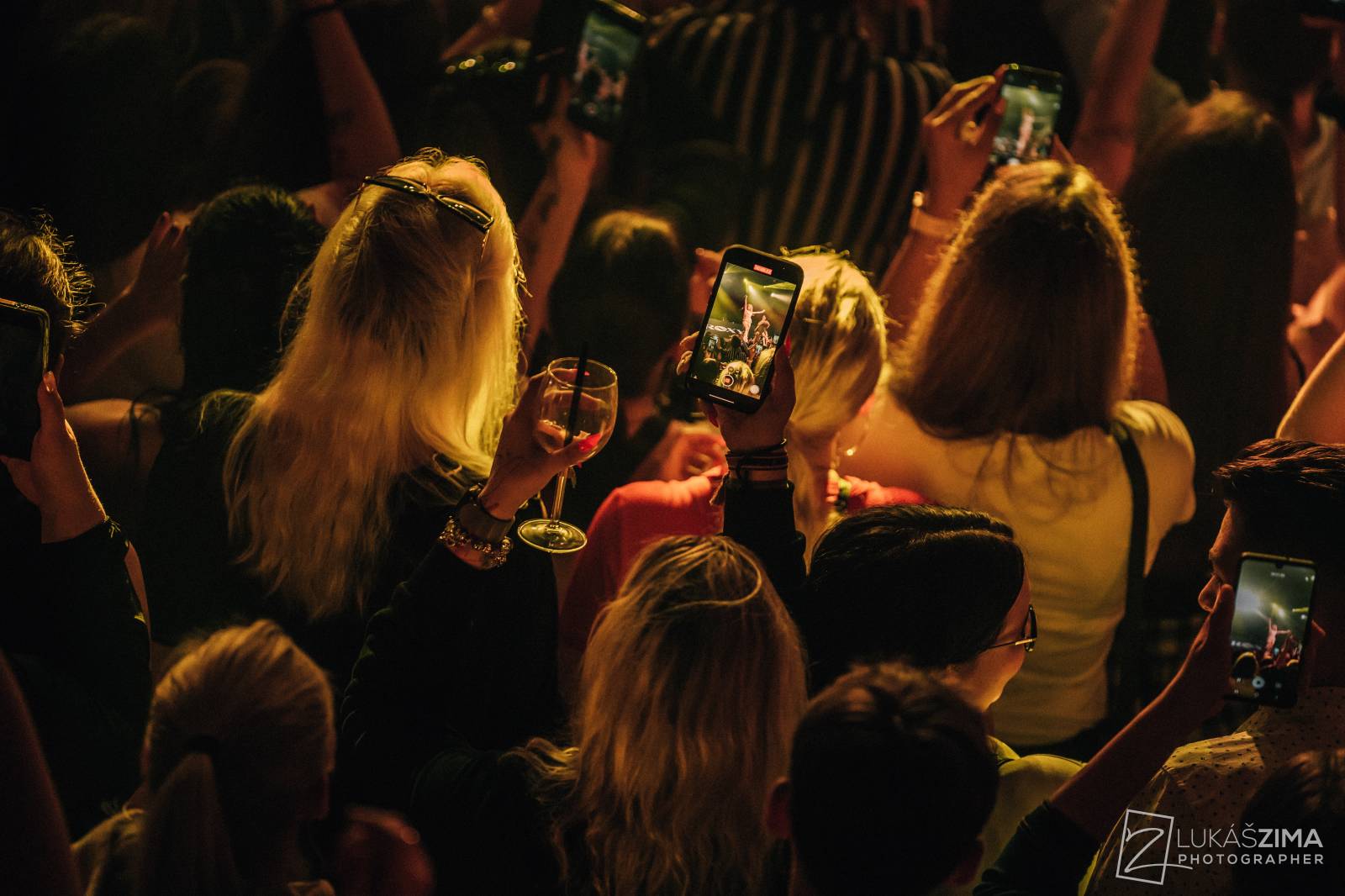 Sima pokřtila v Praze svá nejnovější alba, kmotry si vybrala mezi fanoušky