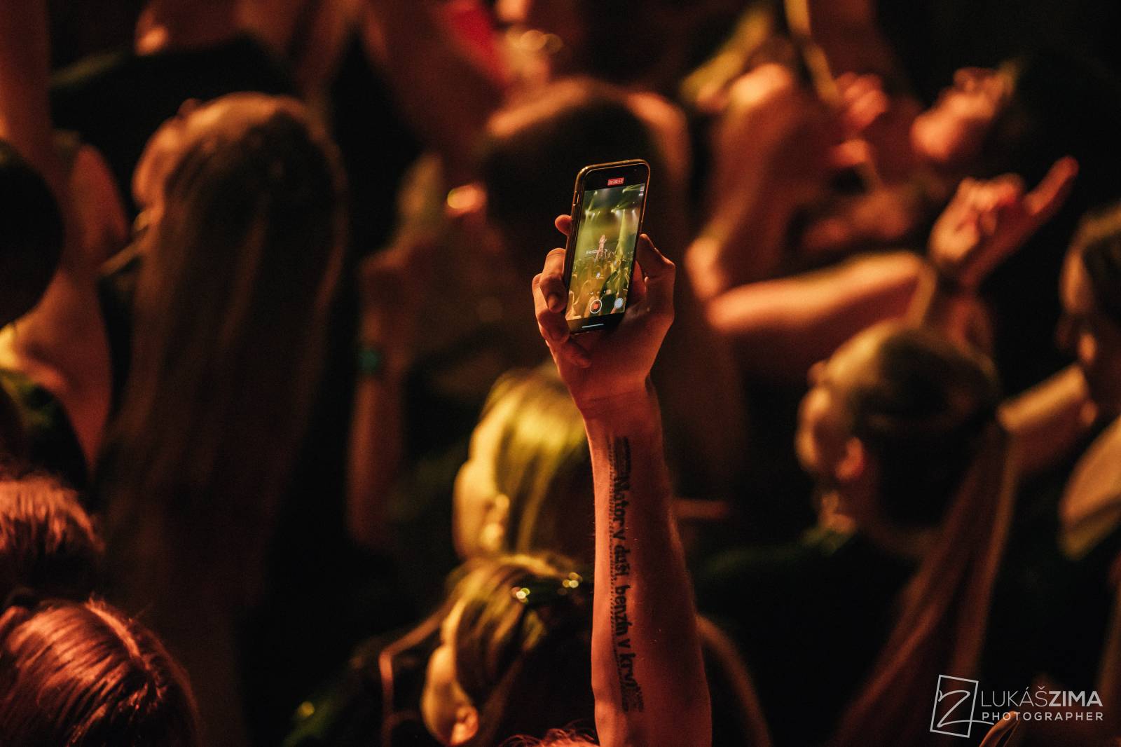 Sima pokřtila v Praze svá nejnovější alba, kmotry si vybrala mezi fanoušky