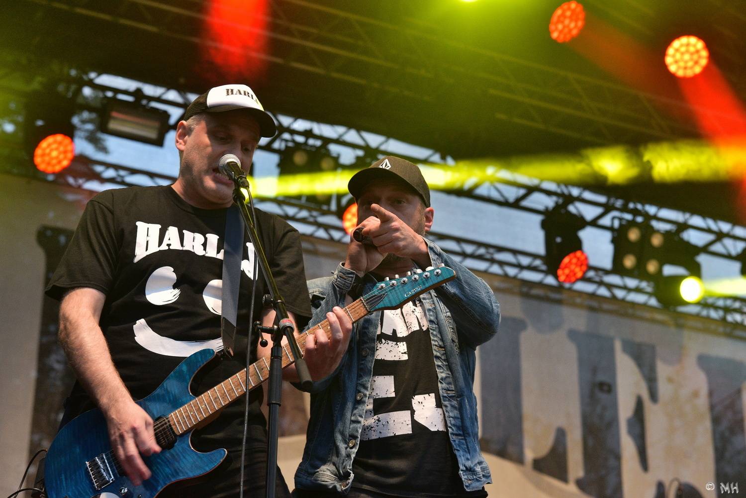 Večer ve znameni metalu. V Plzni zahráli Doga, Dymytry a Harlej