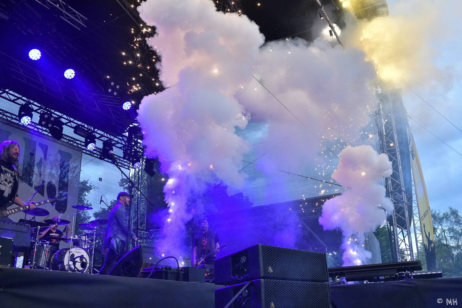 Večer ve znameni metalu. V Plzni zahráli Doga, Dymytry a Harlej