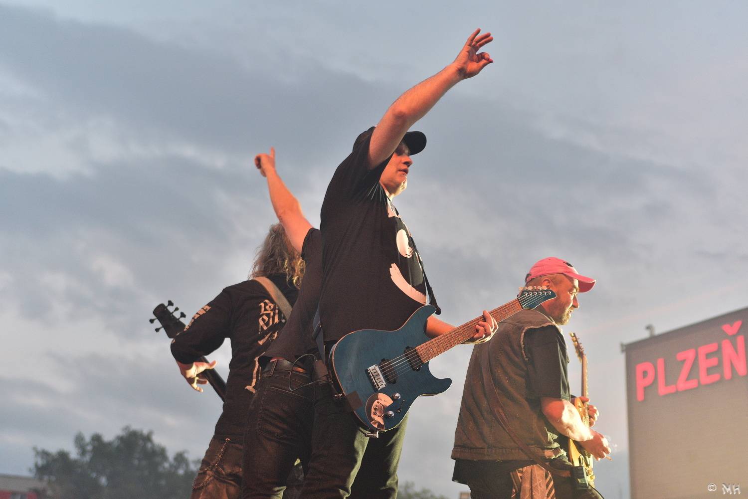 Večer ve znameni metalu. V Plzni zahráli Doga, Dymytry a Harlej
