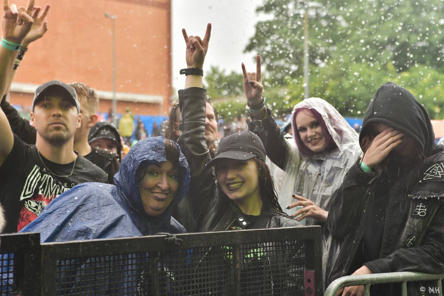 Večer ve znameni metalu. V Plzni zahráli Doga, Dymytry a Harlej