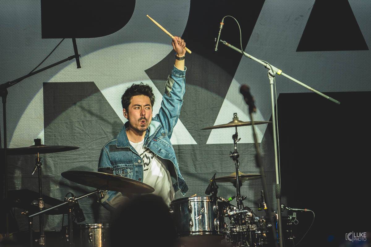 Letní parket ve Výravě s Mig 21 a Mirai doslova vřel. Nechyběly ohně, hořící paličky nebo létající kalhotky