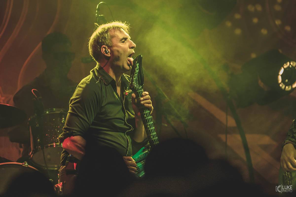 Letní parket ve Výravě s Mig 21 a Mirai doslova vřel. Nechyběly ohně, hořící paličky nebo létající kalhotky