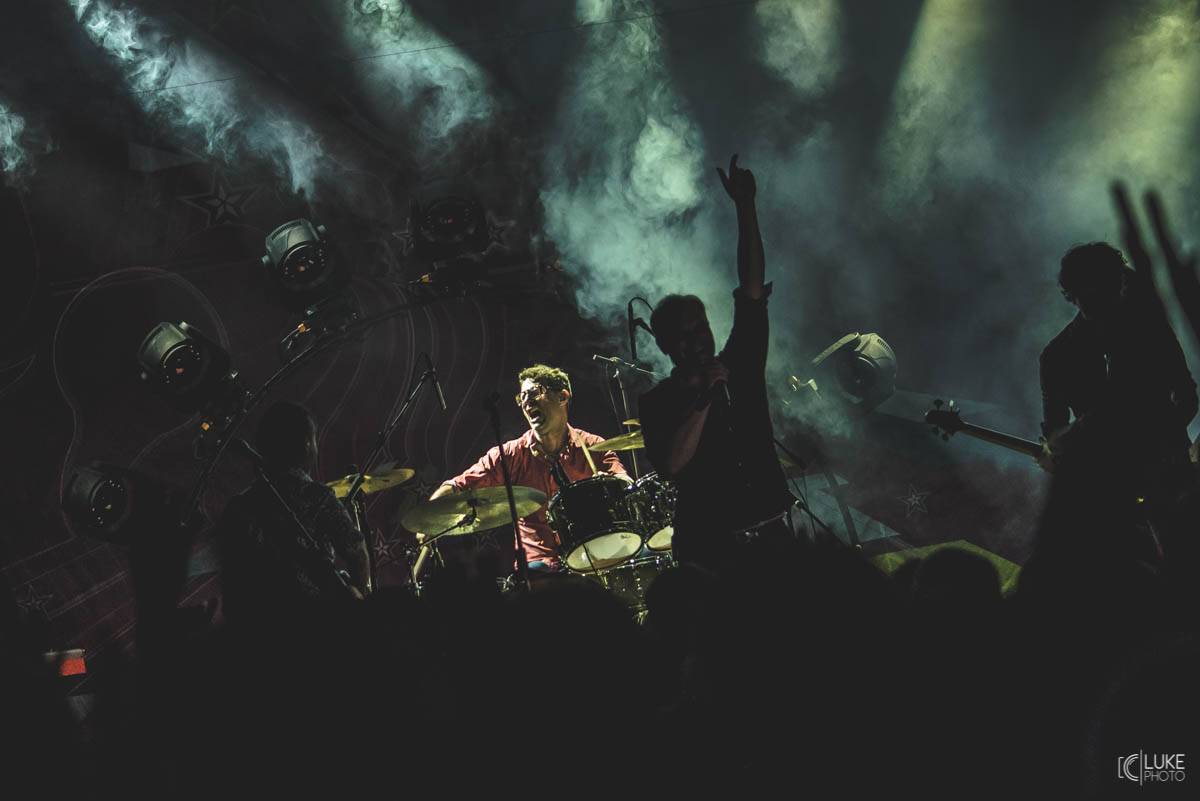 Letní parket ve Výravě s Mig 21 a Mirai doslova vřel. Nechyběly ohně, hořící paličky nebo létající kalhotky