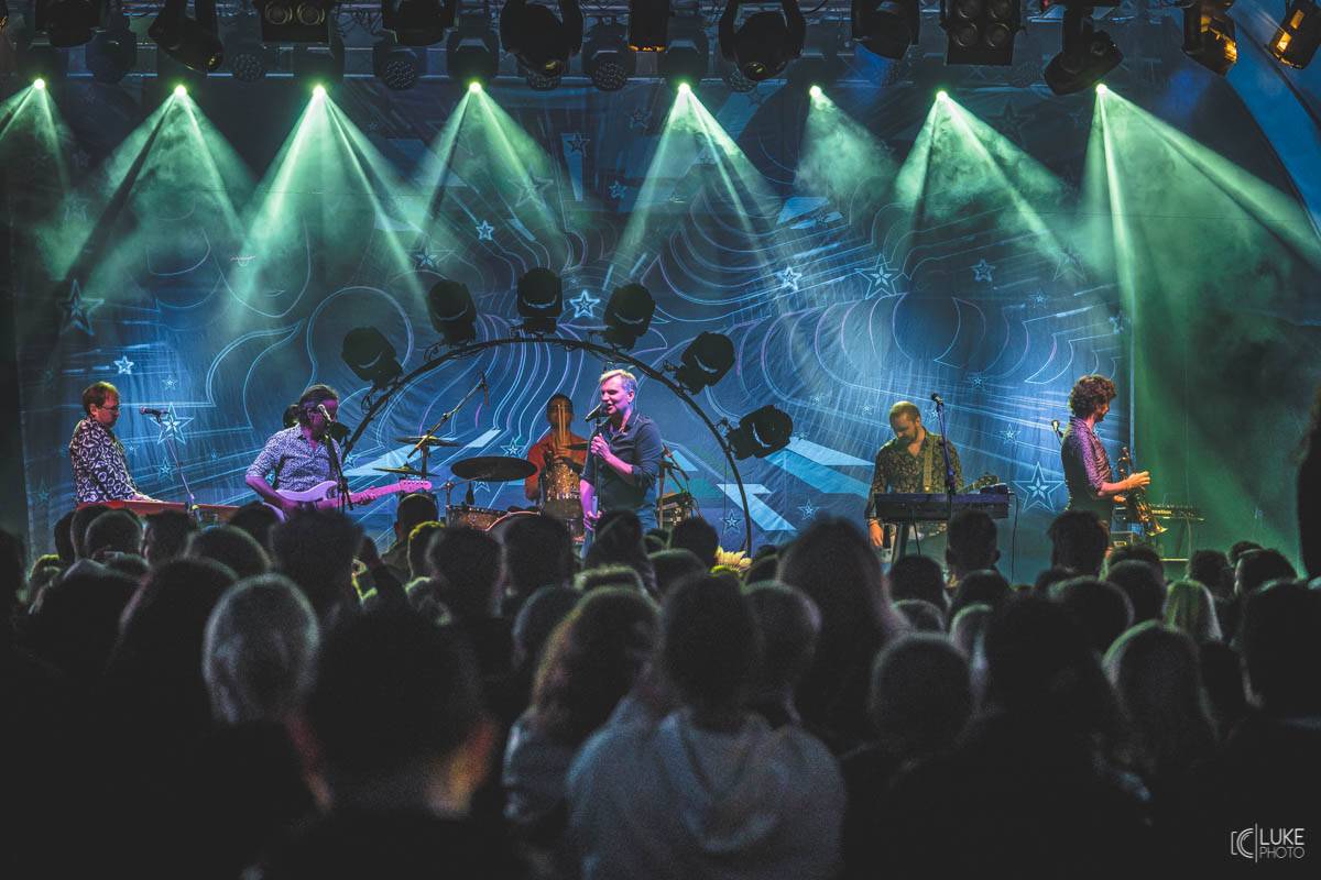 Letní parket ve Výravě s Mig 21 a Mirai doslova vřel. Nechyběly ohně, hořící paličky nebo létající kalhotky