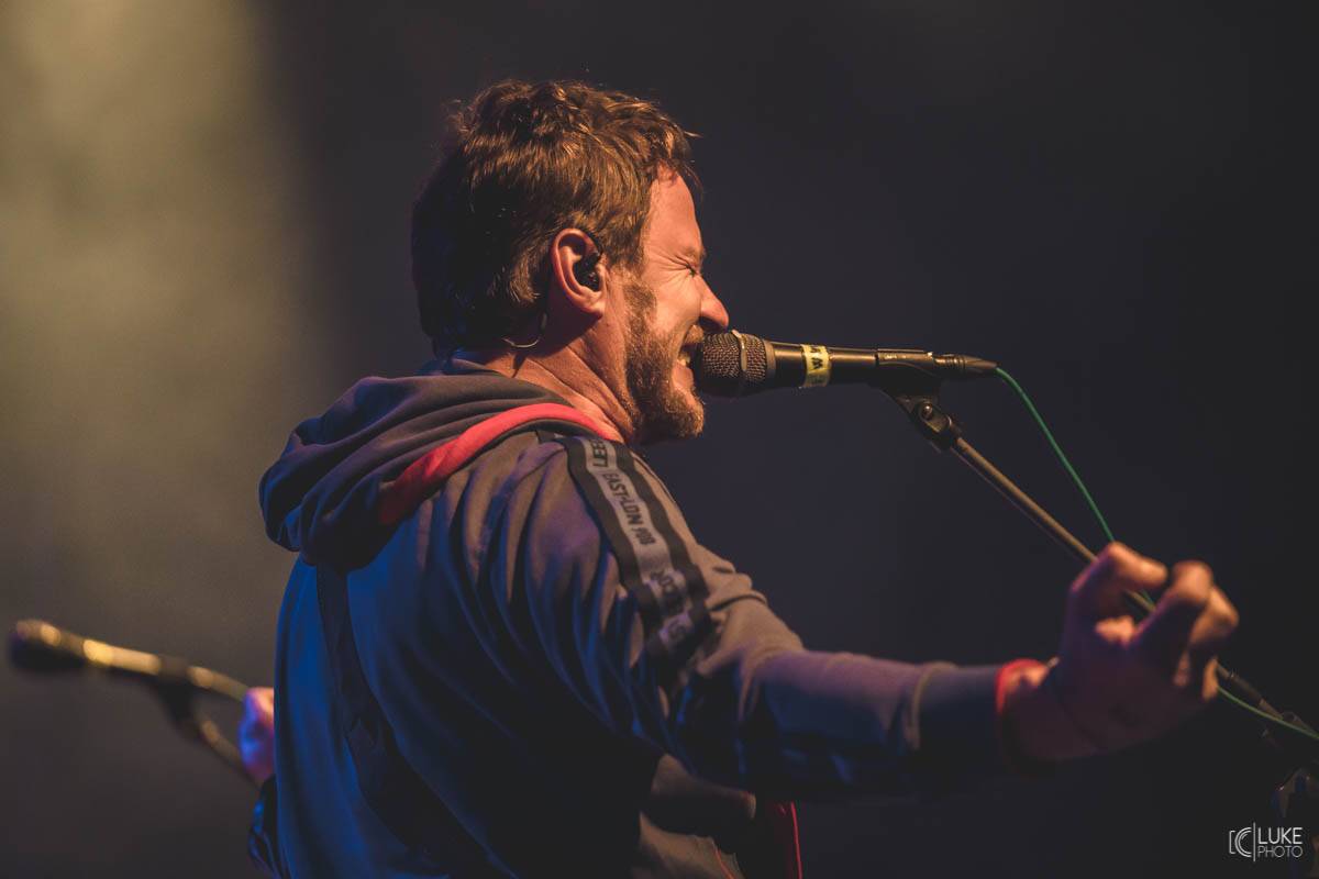 Letní parket ve Výravě s Mig 21 a Mirai doslova vřel. Nechyběly ohně, hořící paličky nebo létající kalhotky