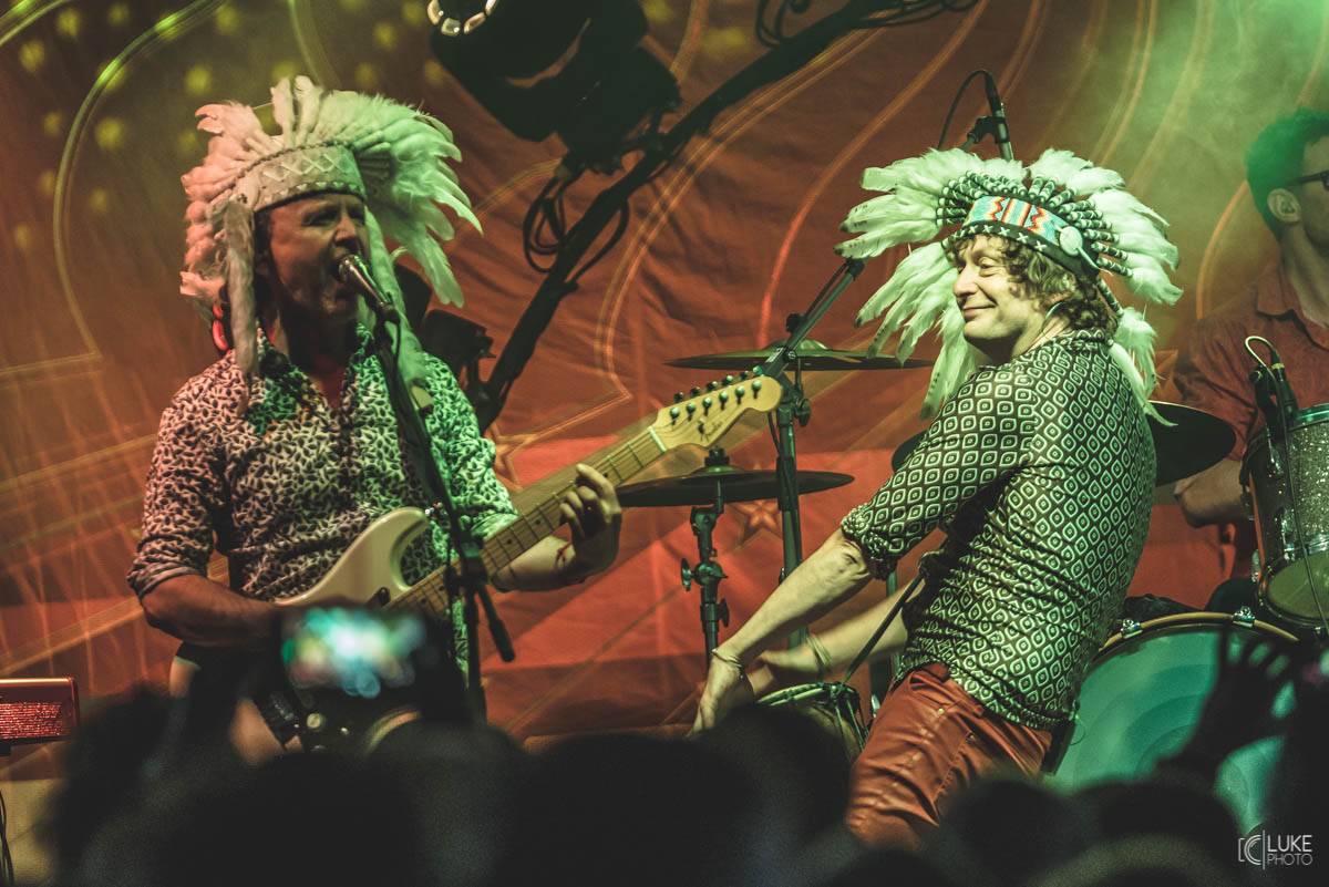 Letní parket ve Výravě s Mig 21 a Mirai doslova vřel. Nechyběly ohně, hořící paličky nebo létající kalhotky