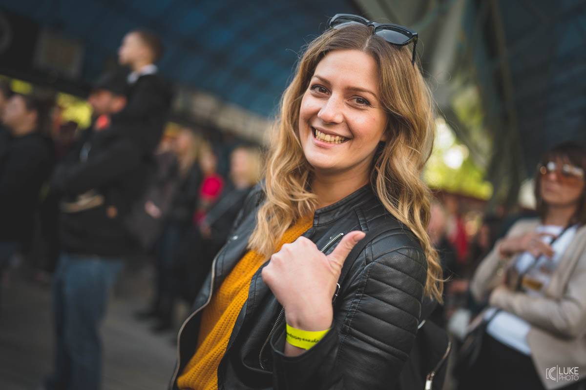 Letní parket ve Výravě s Mig 21 a Mirai doslova vřel. Nechyběly ohně, hořící paličky nebo létající kalhotky