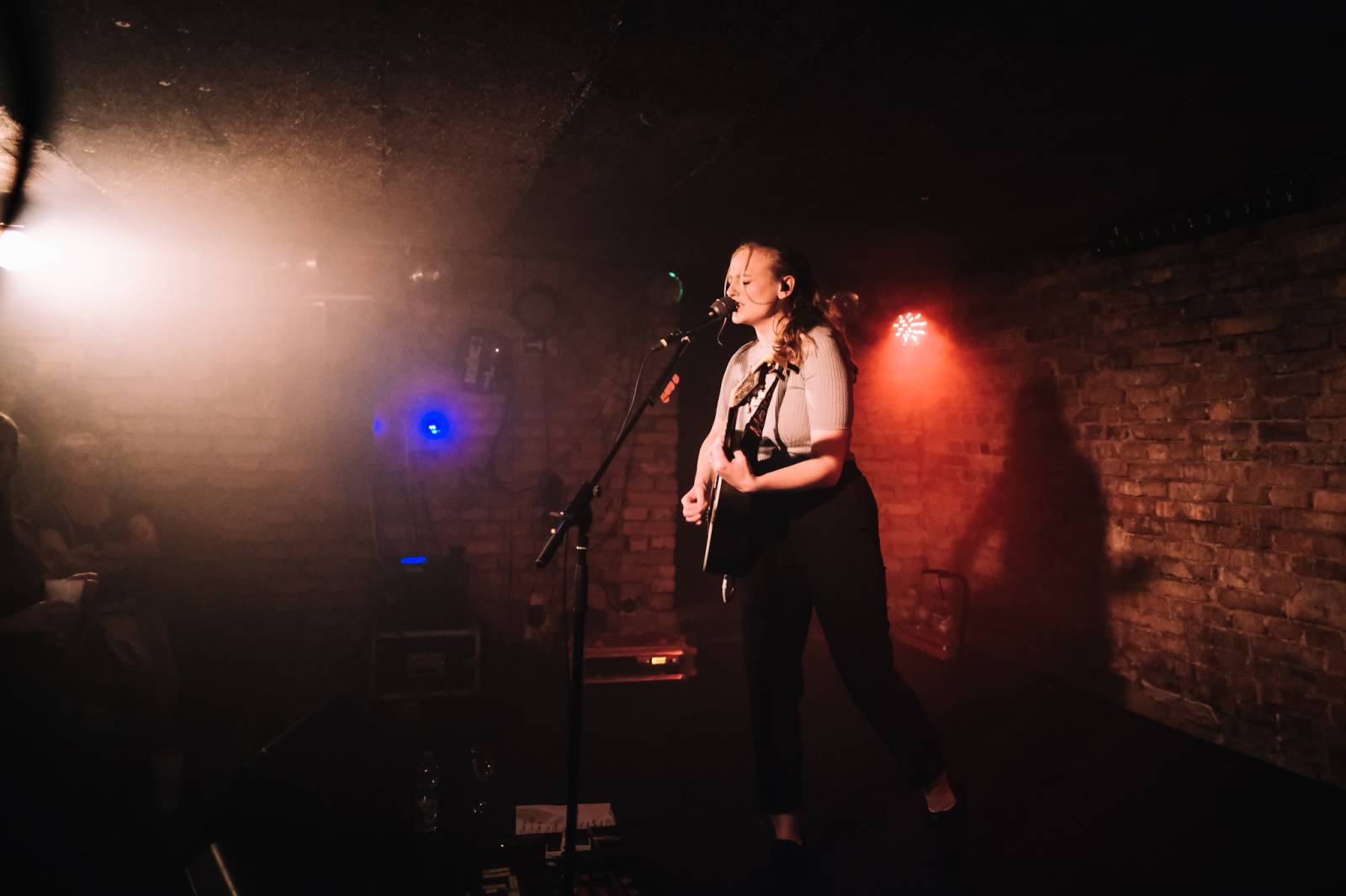 Tereza Balonová pokřtila debutové album, jeho kmotry se stali Pokáč a Kateřina Marie Tichá