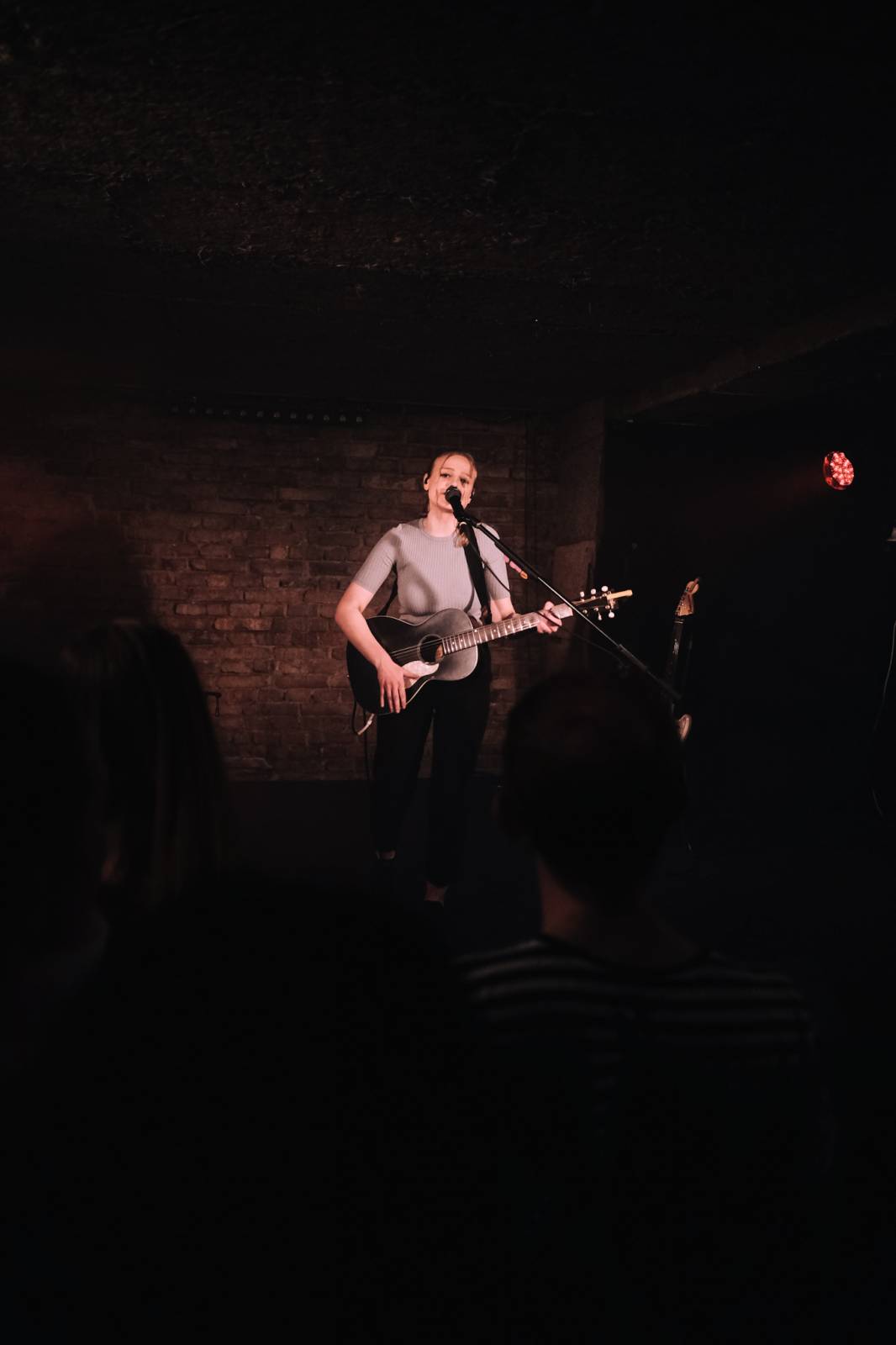 Tereza Balonová pokřtila debutové album, jeho kmotry se stali Pokáč a Kateřina Marie Tichá