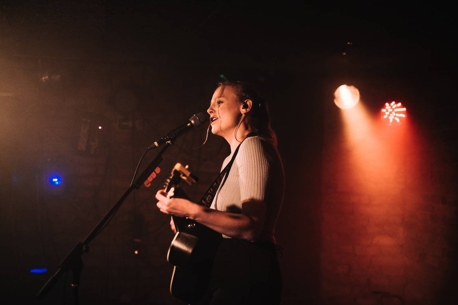 Tereza Balonová pokřtila debutové album, jeho kmotry se stali Pokáč a Kateřina Marie Tichá