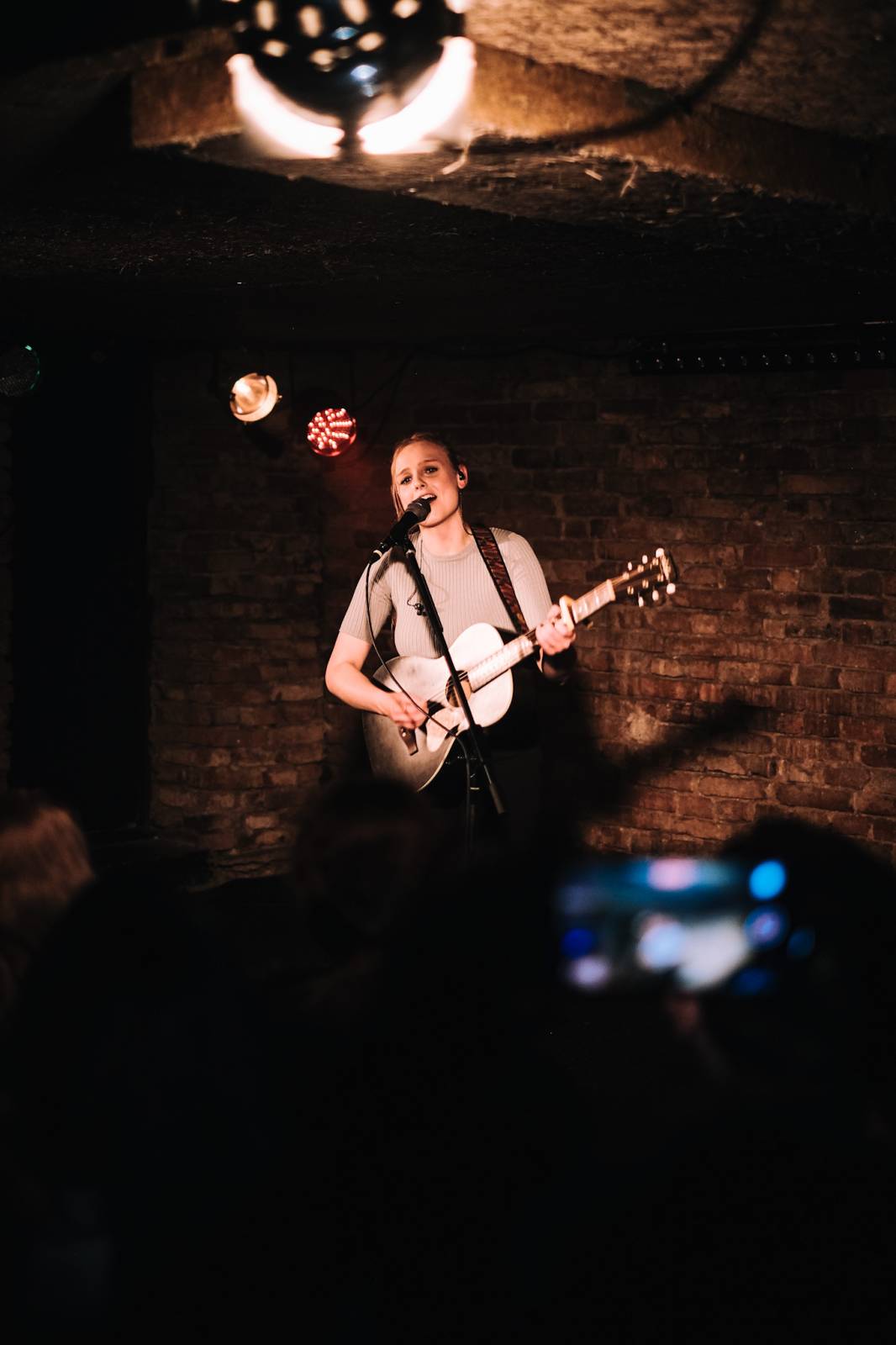 Tereza Balonová pokřtila debutové album, jeho kmotry se stali Pokáč a Kateřina Marie Tichá