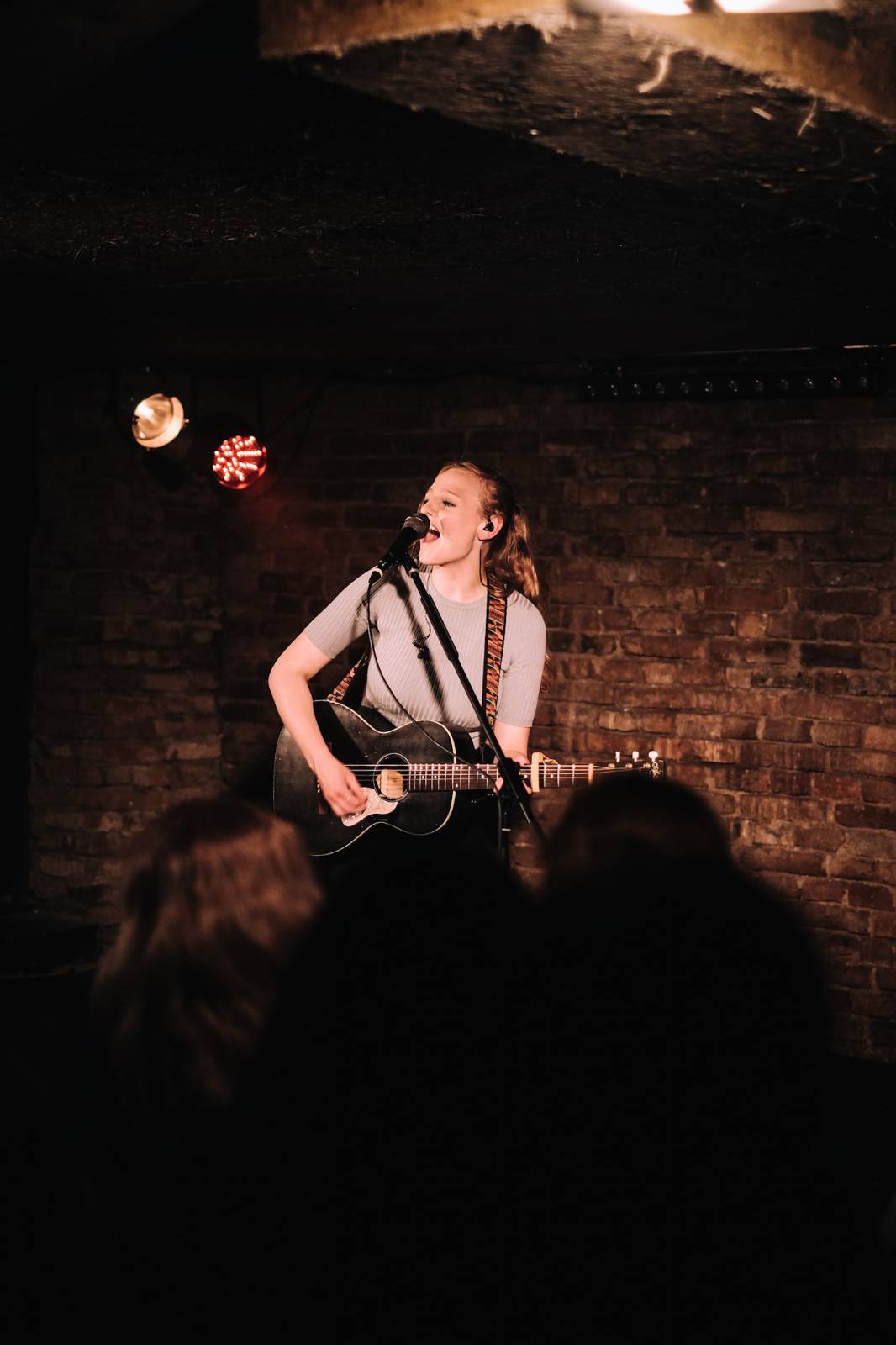 Tereza Balonová pokřtila debutové album, jeho kmotry se stali Pokáč a Kateřina Marie Tichá