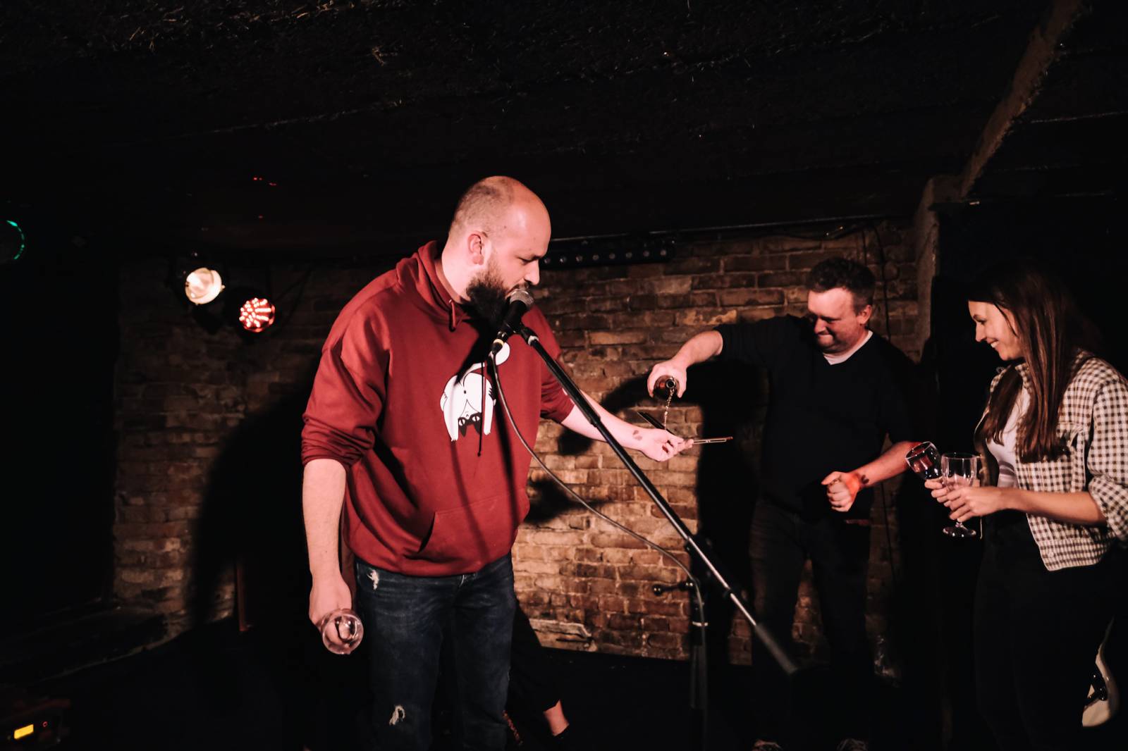 Tereza Balonová pokřtila debutové album, jeho kmotry se stali Pokáč a Kateřina Marie Tichá