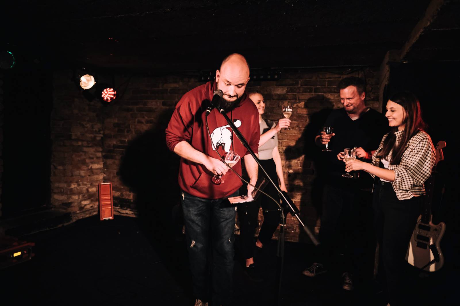 Tereza Balonová pokřtila debutové album, jeho kmotry se stali Pokáč a Kateřina Marie Tichá