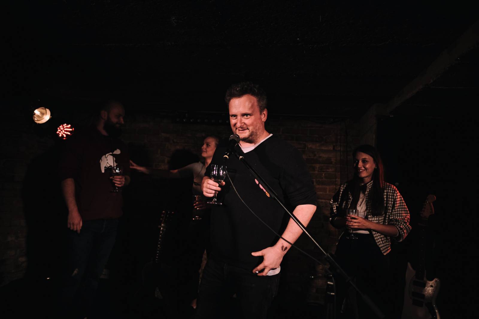 Tereza Balonová pokřtila debutové album, jeho kmotry se stali Pokáč a Kateřina Marie Tichá