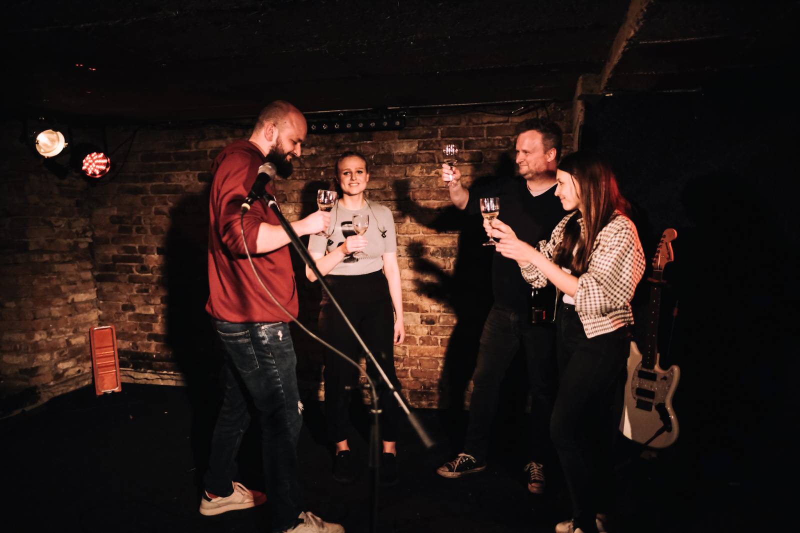 Tereza Balonová pokřtila debutové album, jeho kmotry se stali Pokáč a Kateřina Marie Tichá