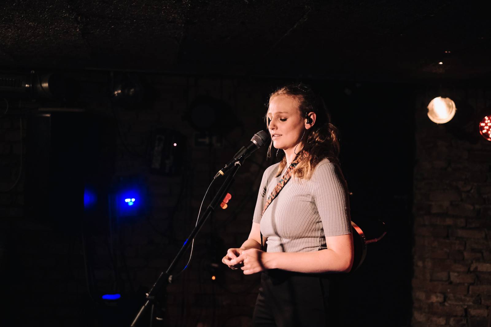 Tereza Balonová pokřtila debutové album, jeho kmotry se stali Pokáč a Kateřina Marie Tichá