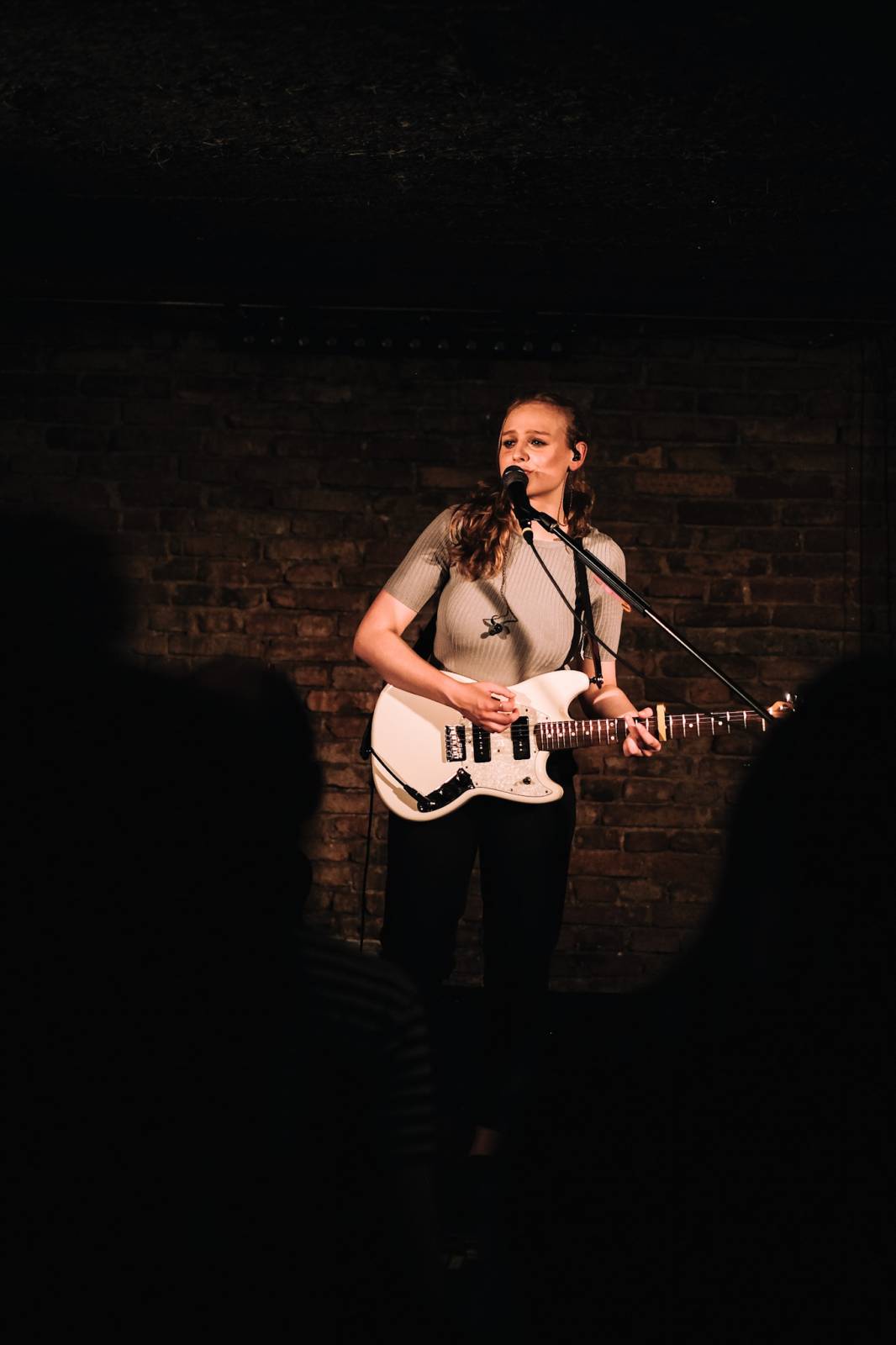 Tereza Balonová pokřtila debutové album, jeho kmotry se stali Pokáč a Kateřina Marie Tichá