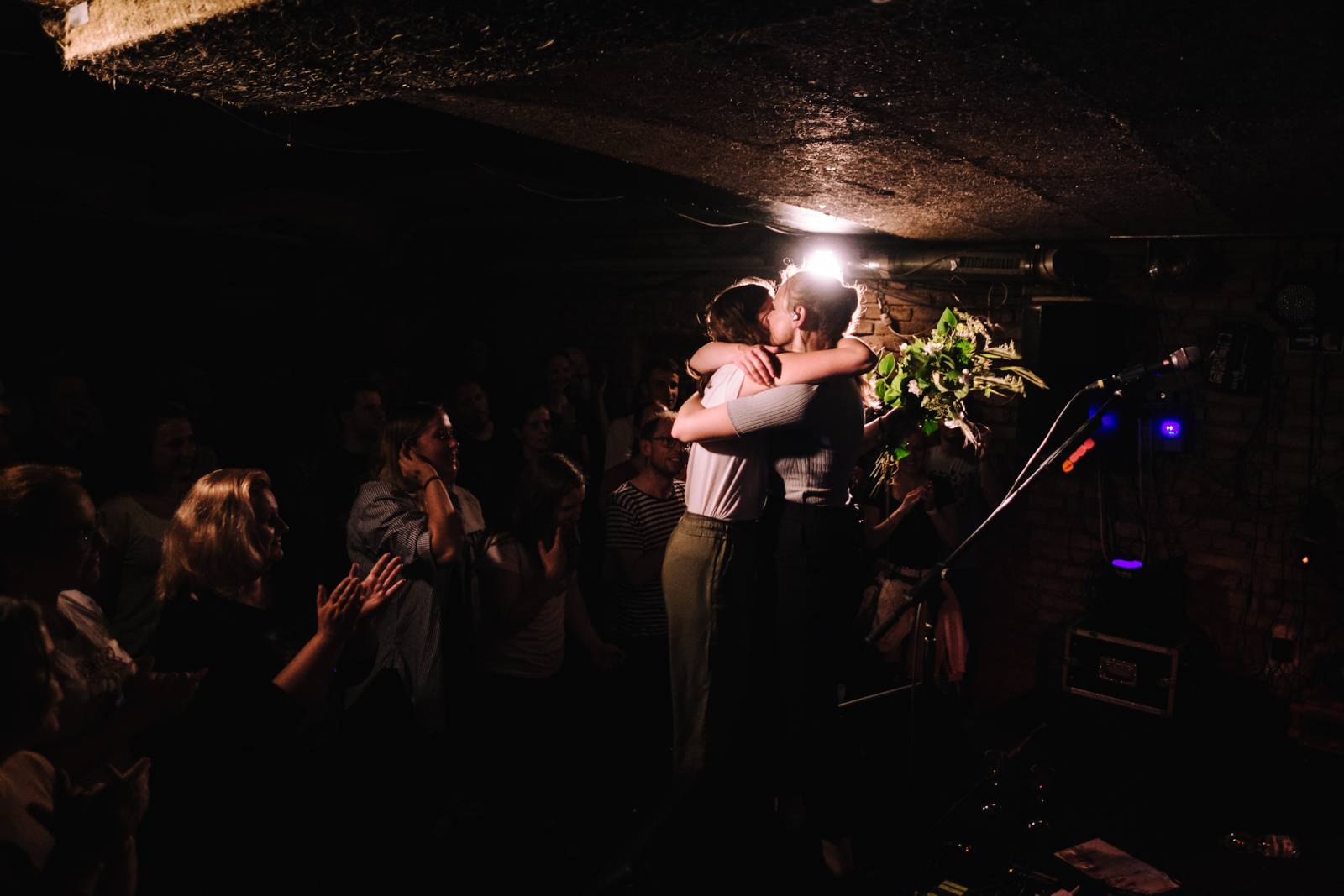 Tereza Balonová pokřtila debutové album, jeho kmotry se stali Pokáč a Kateřina Marie Tichá