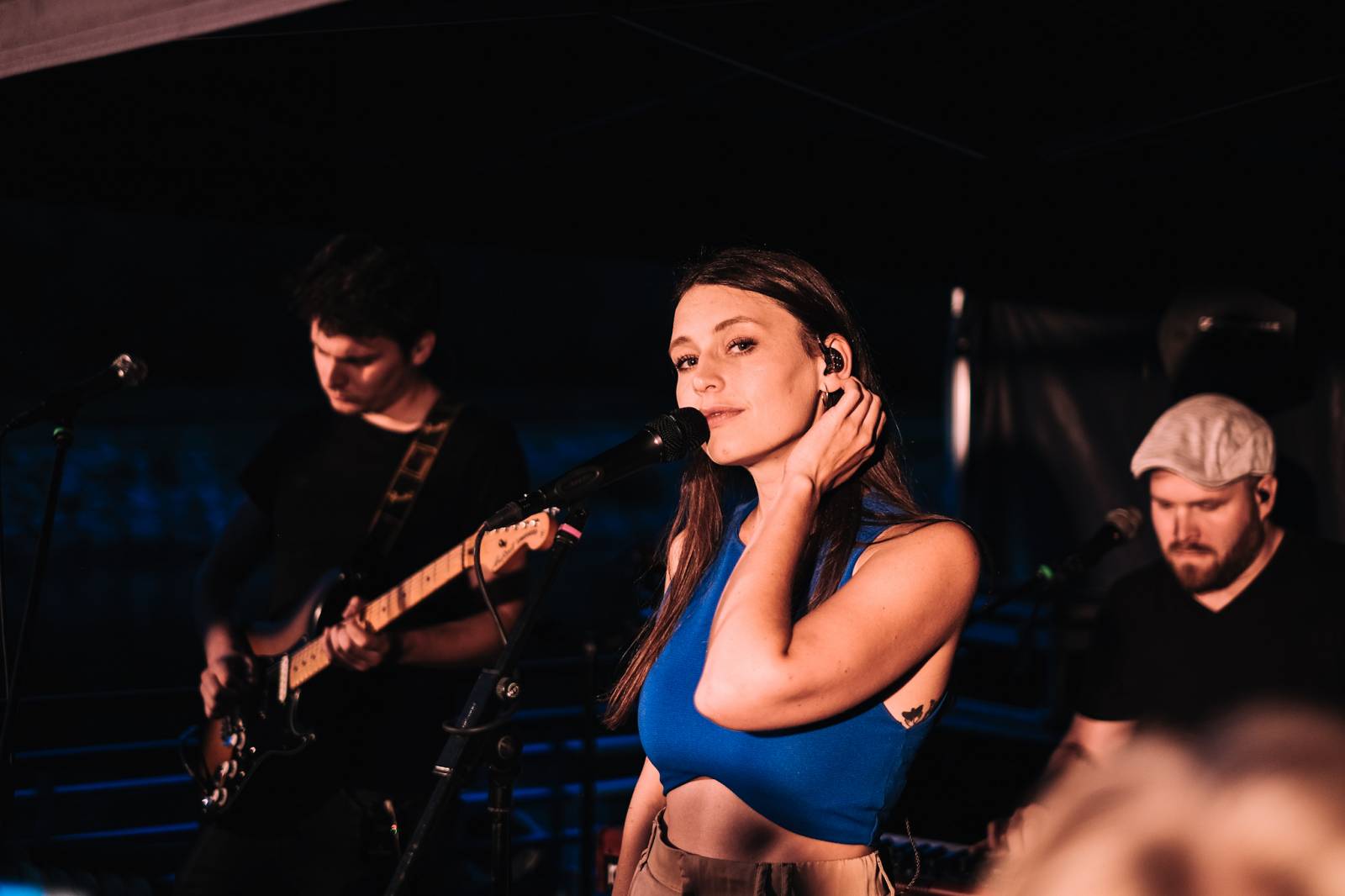 Kateřina Marie Tichá s Bandjeez zazpívali fanouškům na Vltavě, potěšili i novými písněmi