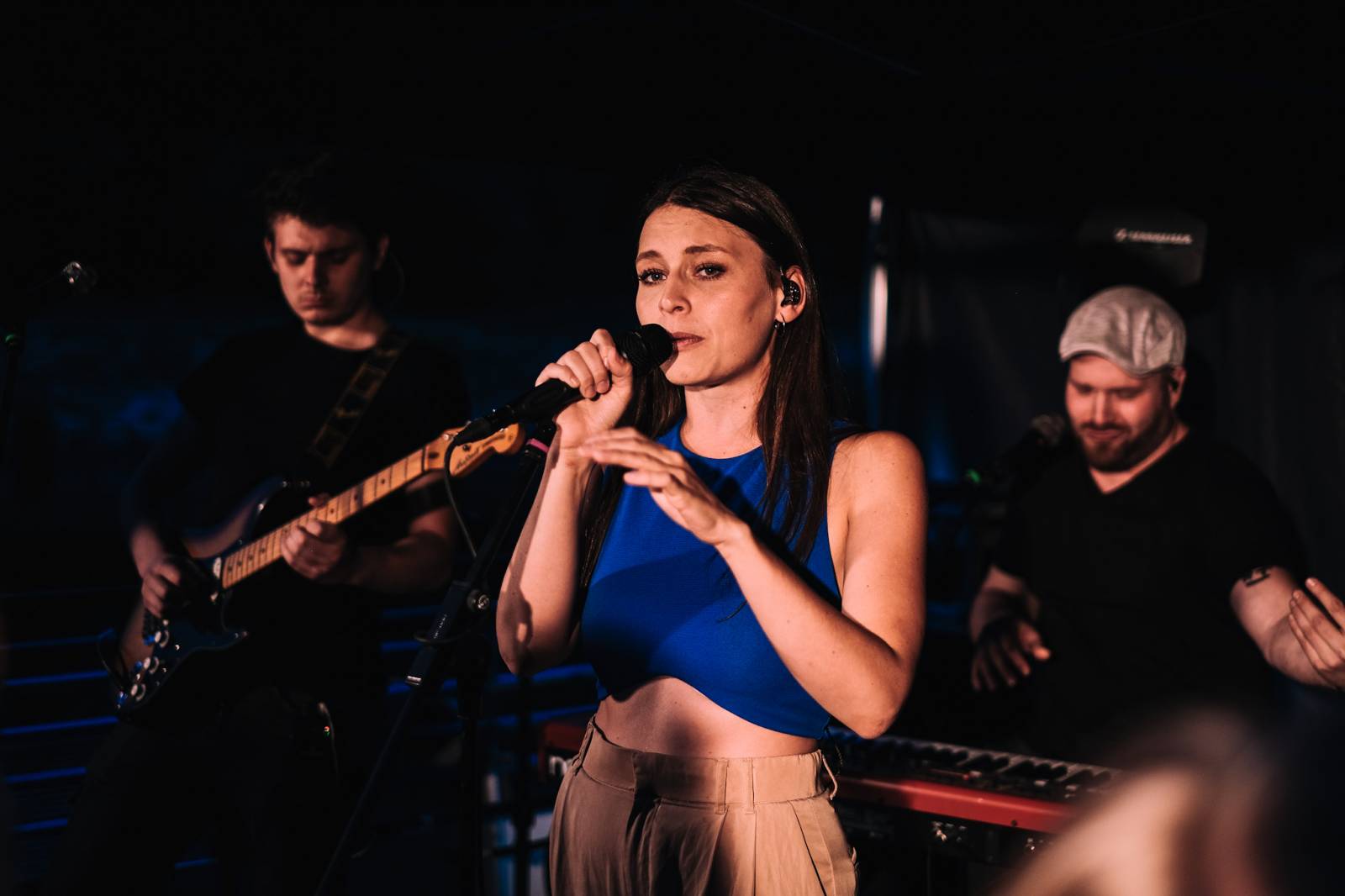 Kateřina Marie Tichá s Bandjeez zazpívali fanouškům na Vltavě, potěšili i novými písněmi