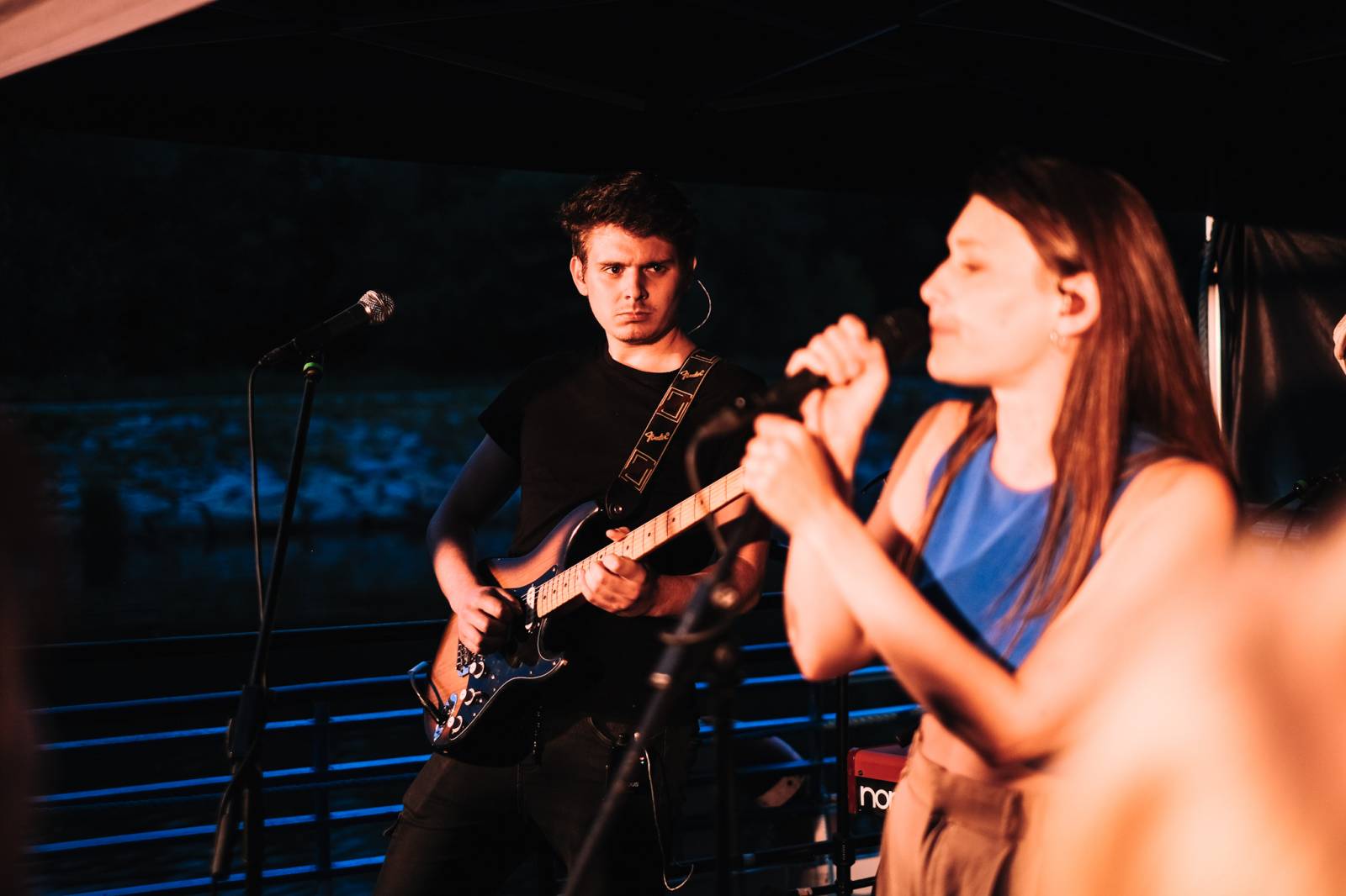 Kateřina Marie Tichá s Bandjeez zazpívali fanouškům na Vltavě, potěšili i novými písněmi