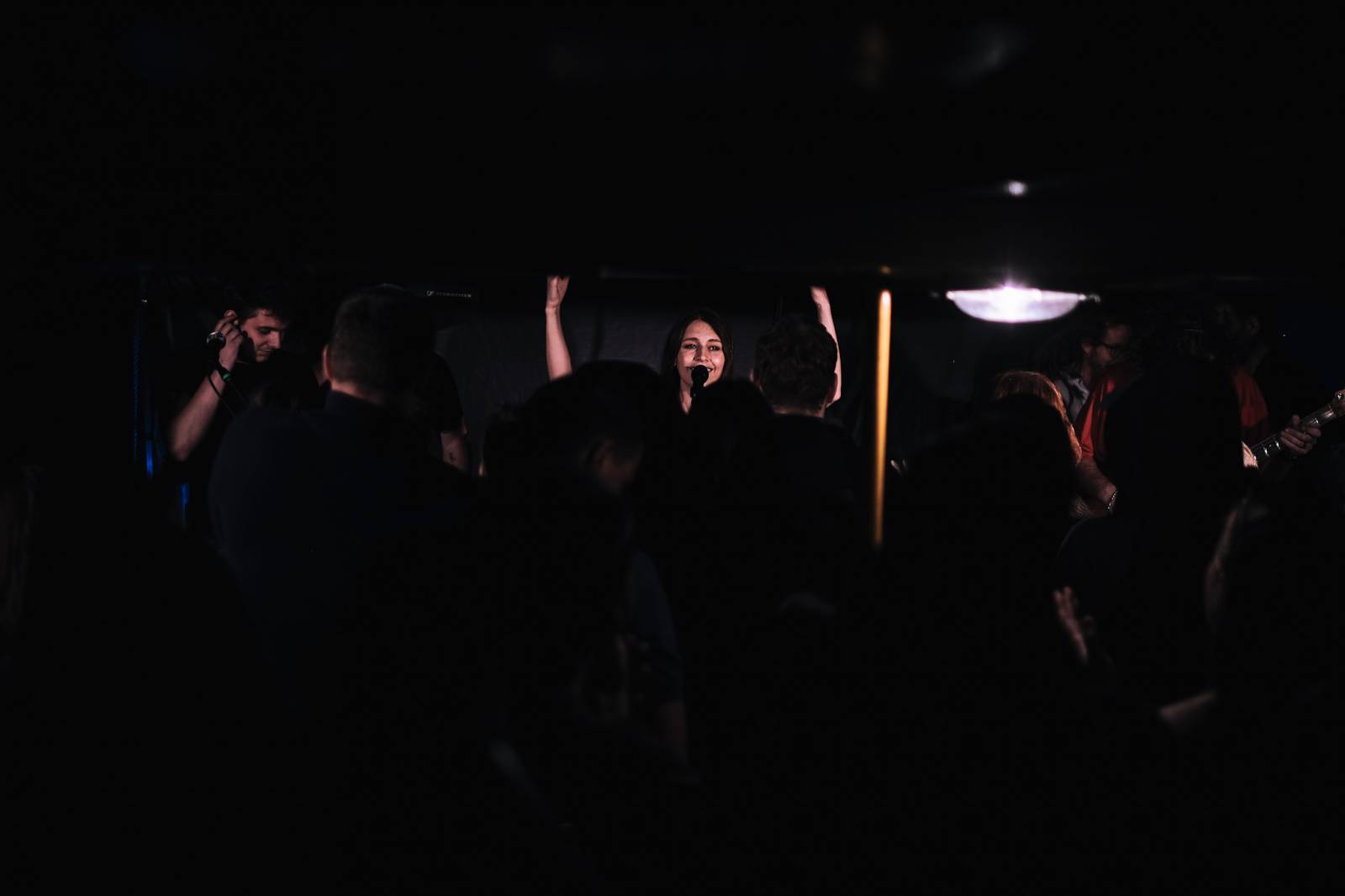 Kateřina Marie Tichá s Bandjeez zazpívali fanouškům na Vltavě, potěšili i novými písněmi