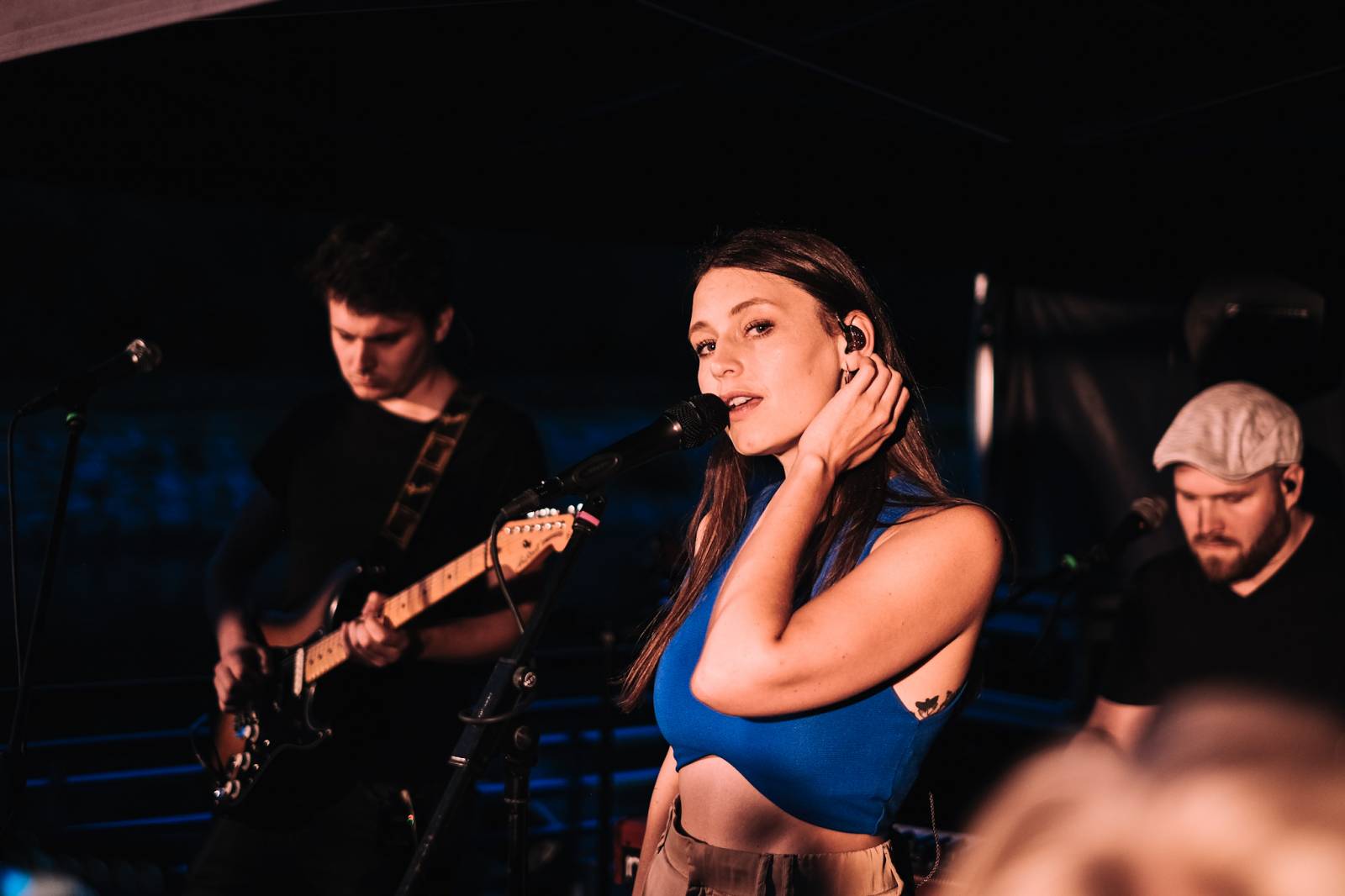 Kateřina Marie Tichá s Bandjeez zazpívali fanouškům na Vltavě, potěšili i novými písněmi