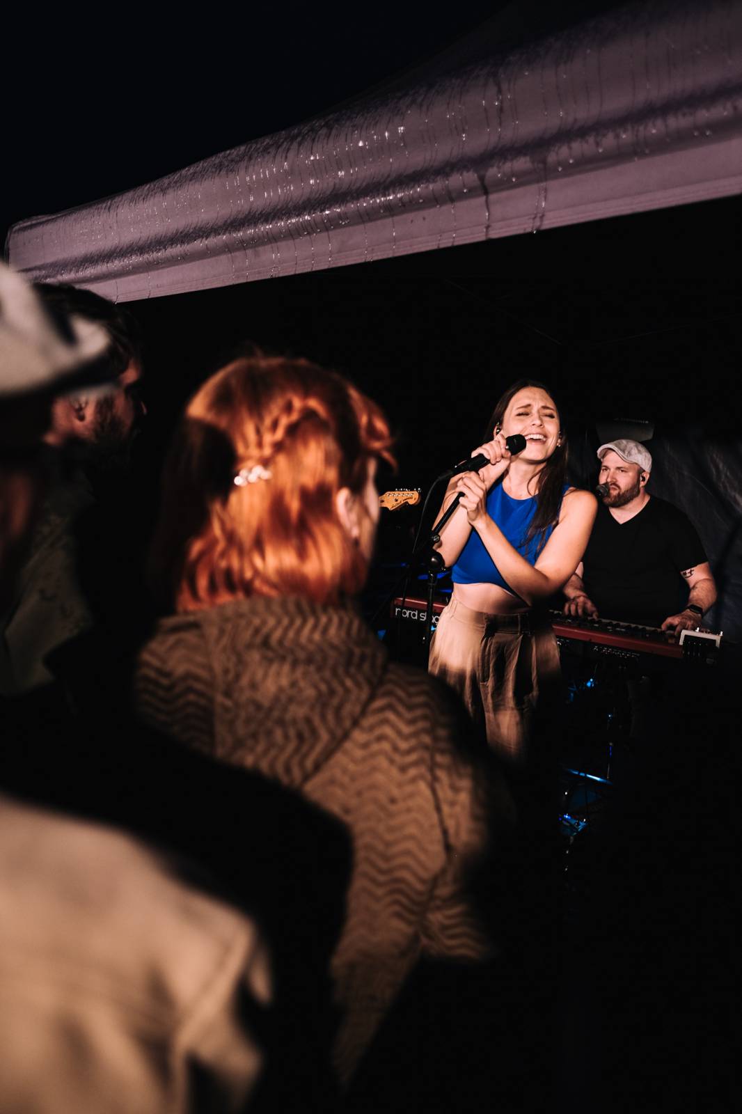 Kateřina Marie Tichá s Bandjeez zazpívali fanouškům na Vltavě, potěšili i novými písněmi